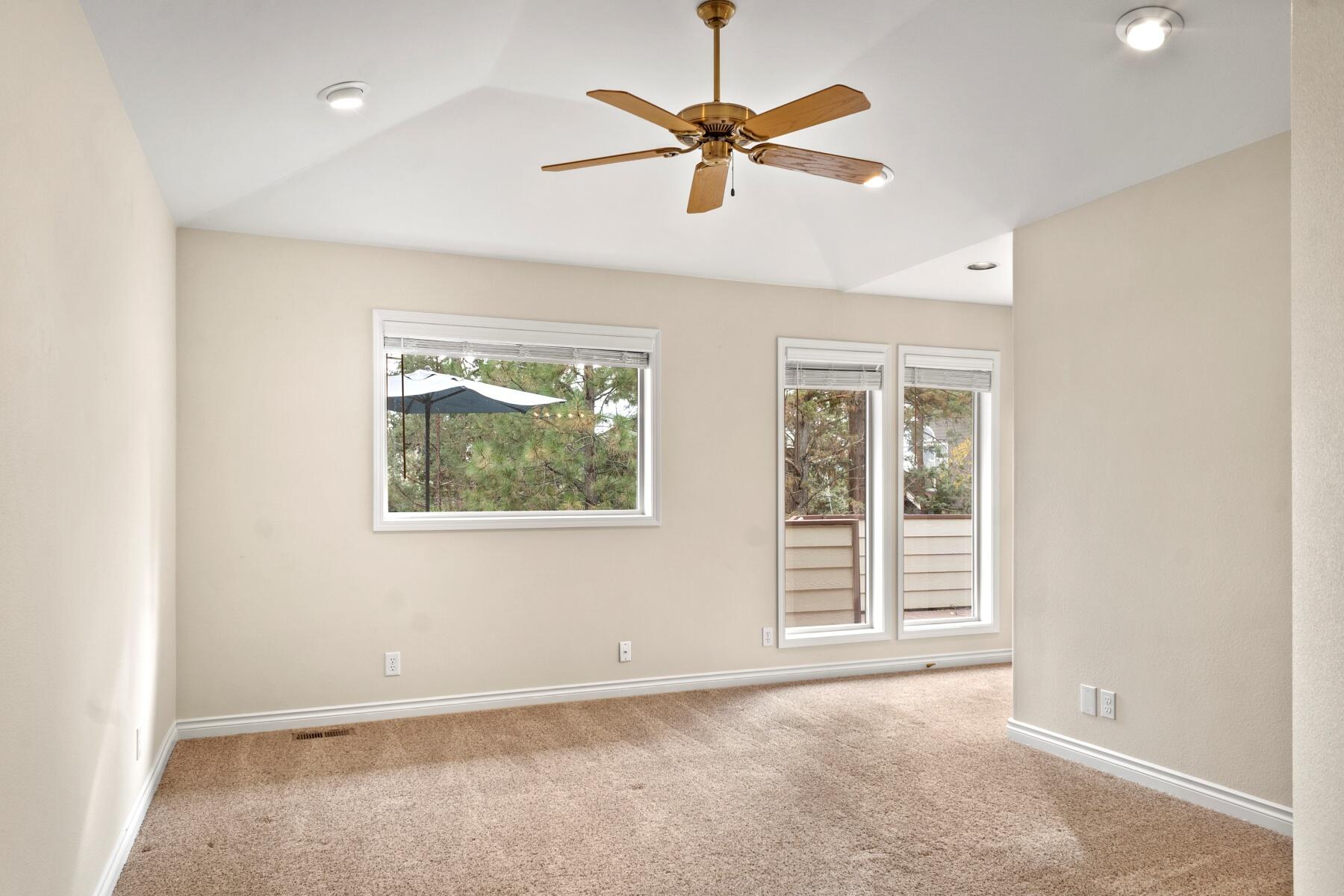 1951 SW Prestwick Place