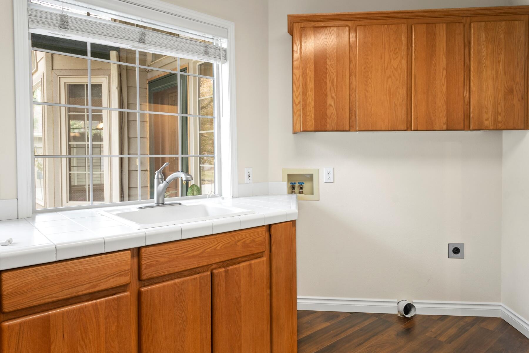 1951 SW Prestwick Place