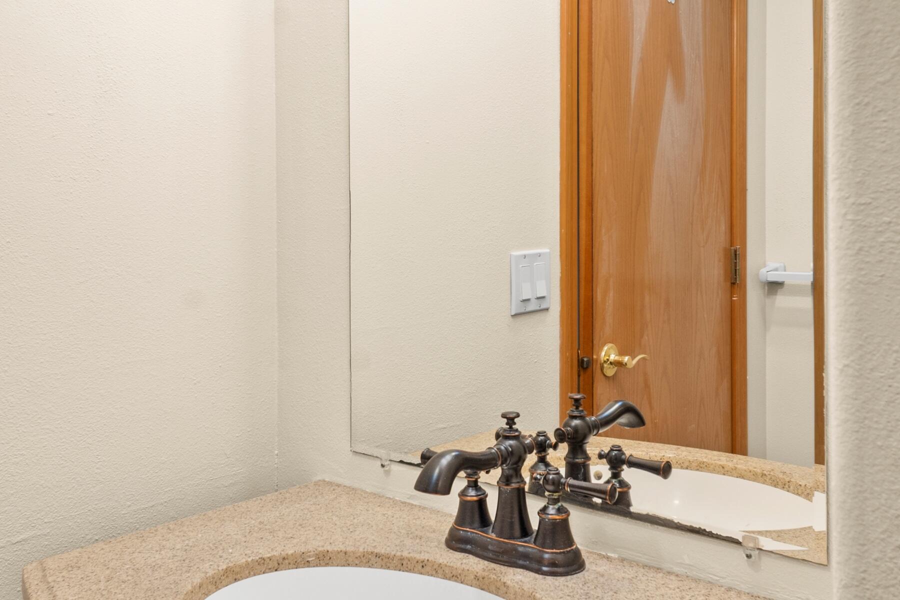 1951 SW Prestwick Place