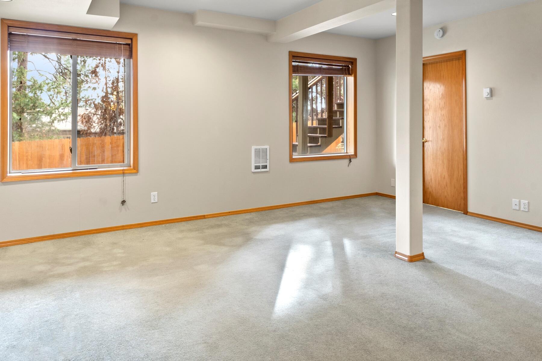 1951 SW Prestwick Place