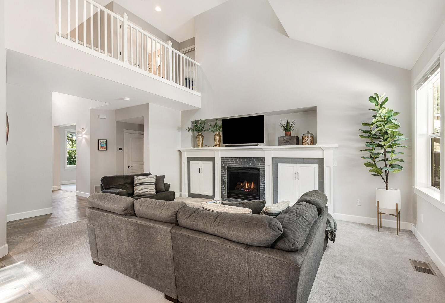 61486 Diamond Lake Drive