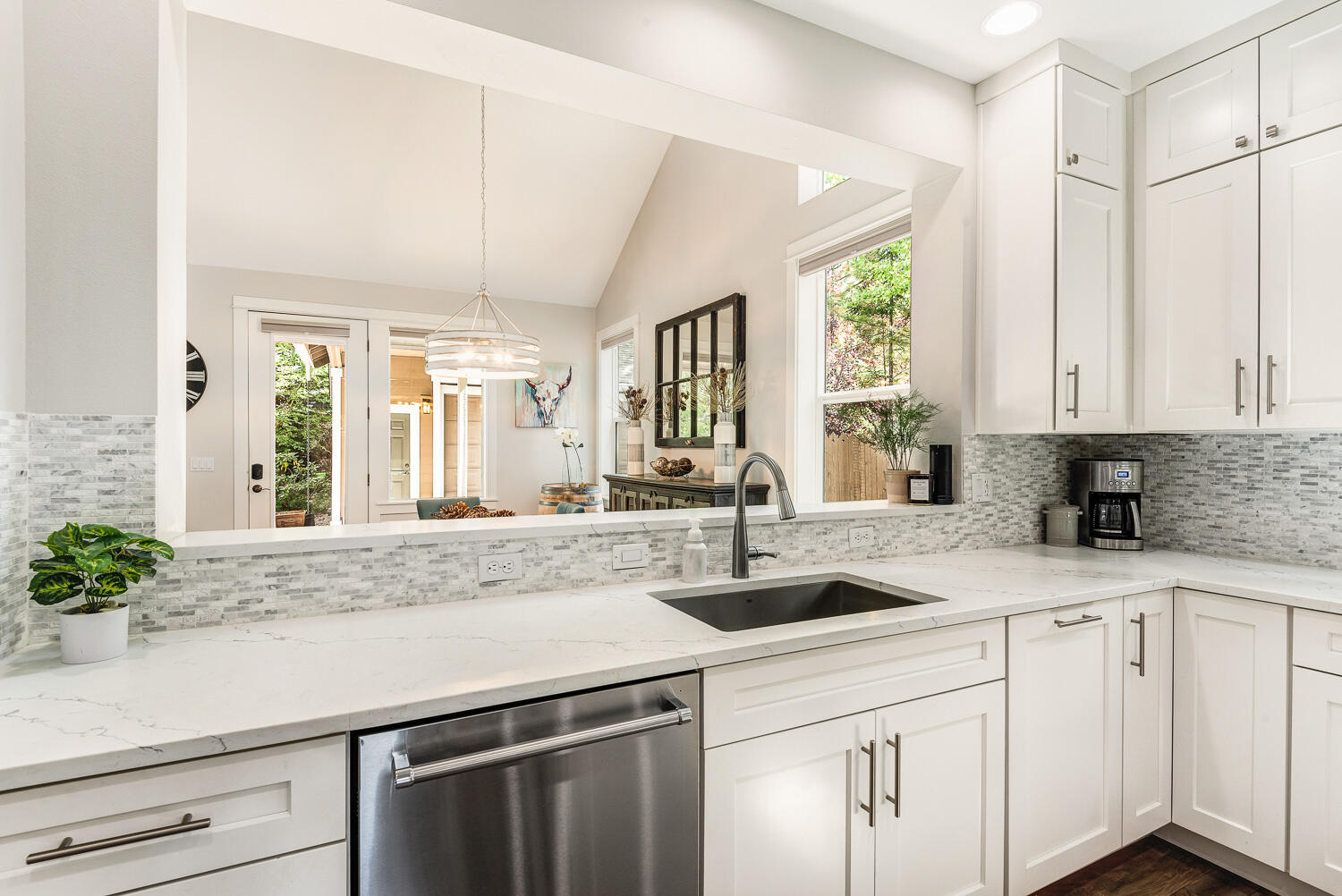 61486 Diamond Lake Drive