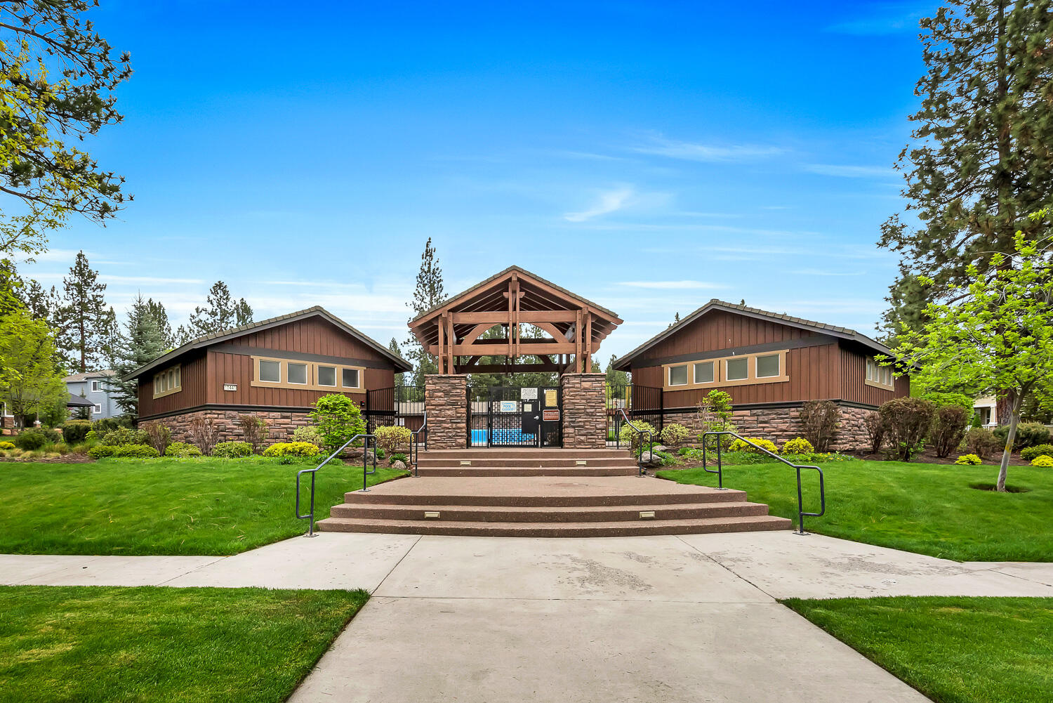 61486 Diamond Lake Drive