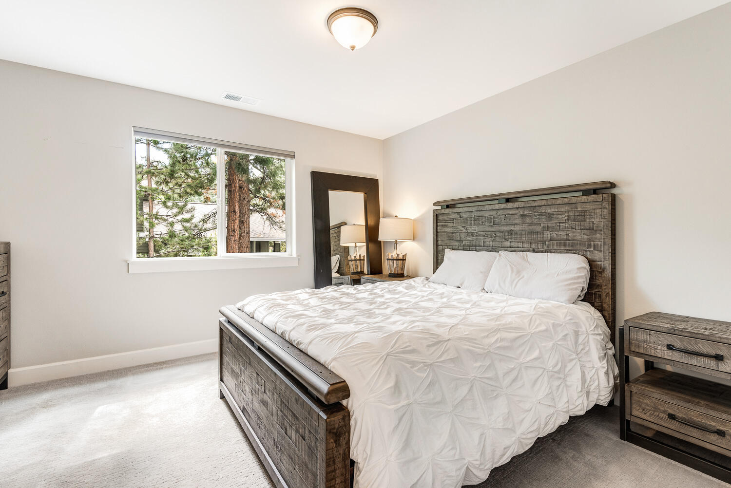 61486 Diamond Lake Drive