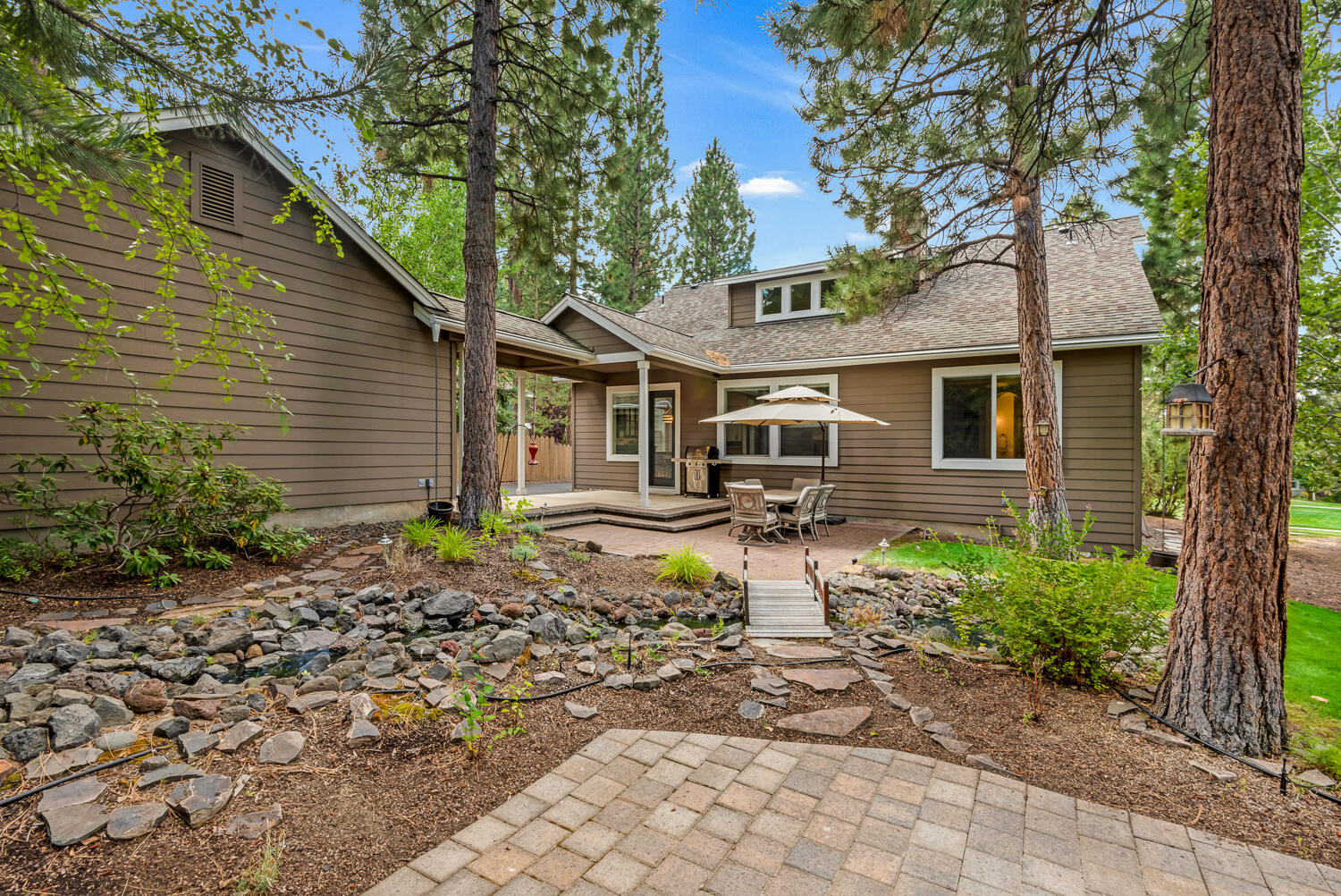 61486 Diamond Lake Drive