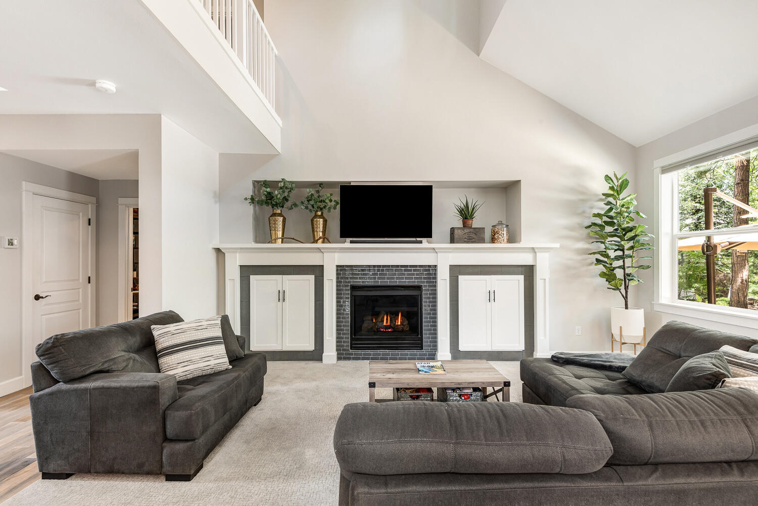 61486 Diamond Lake Drive