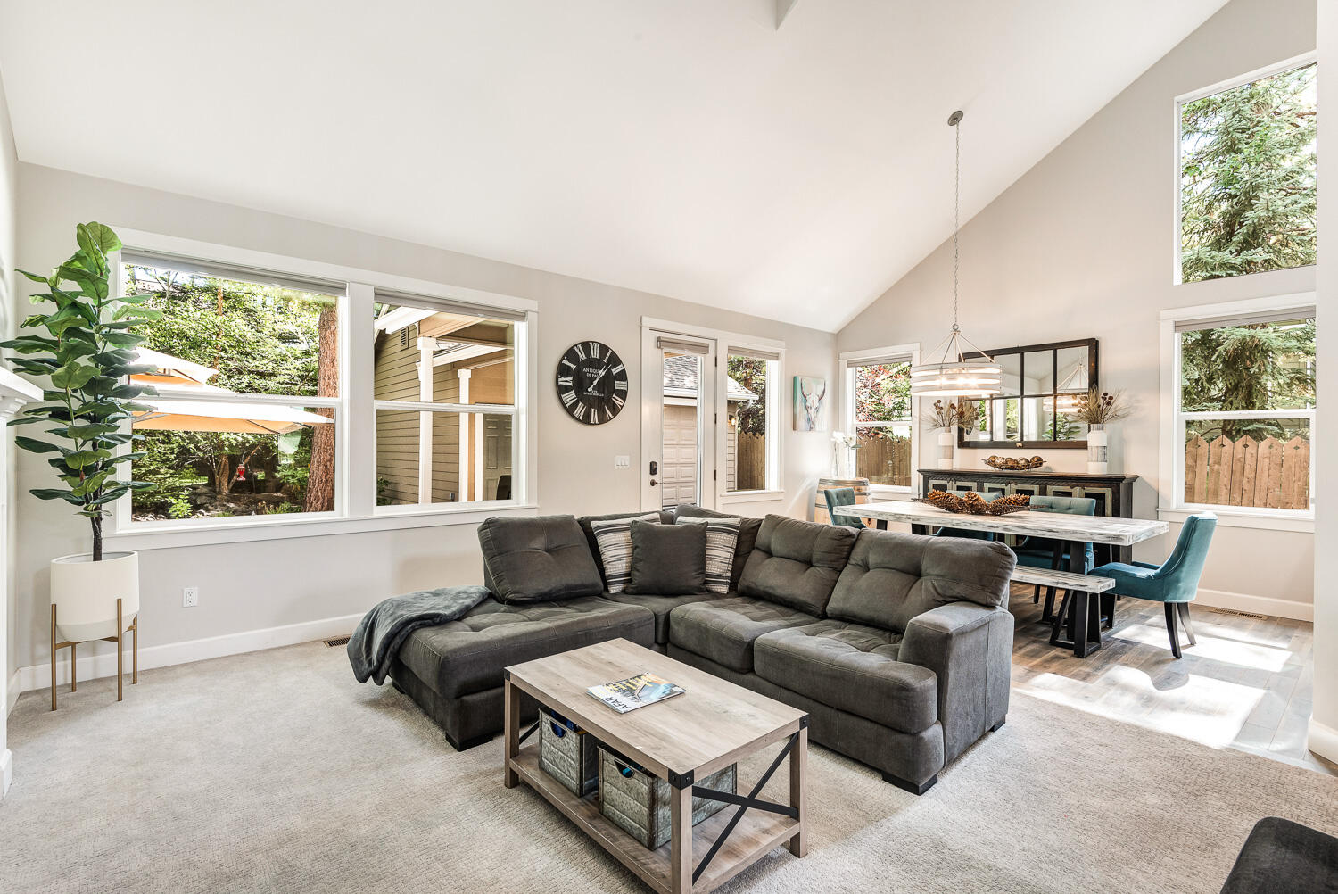 61486 Diamond Lake Drive