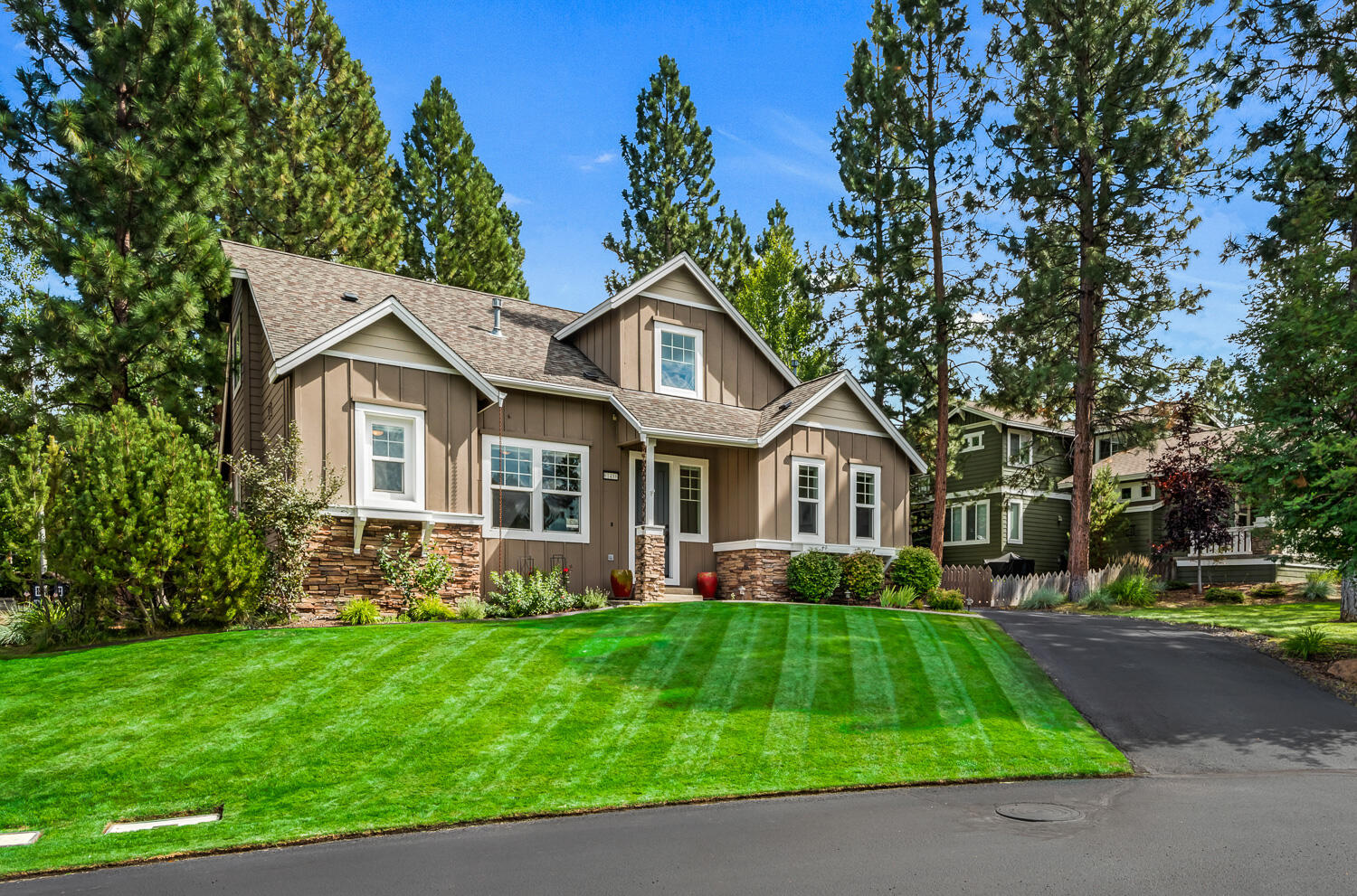 61486 Diamond Lake Drive