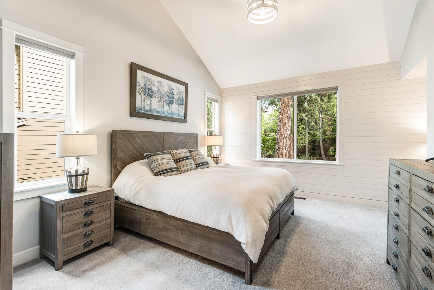 61486 Diamond Lake Drive