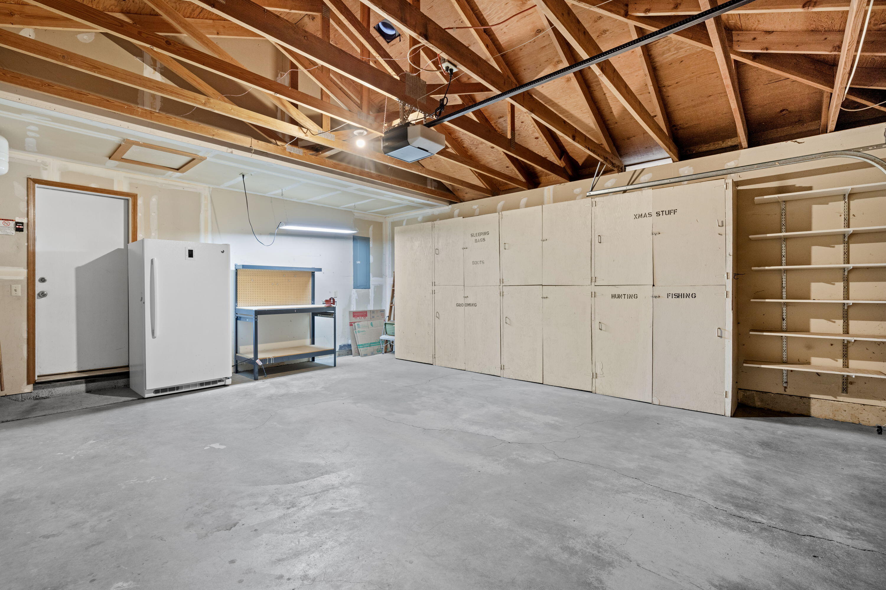 61263 King Jeroboam Avenue