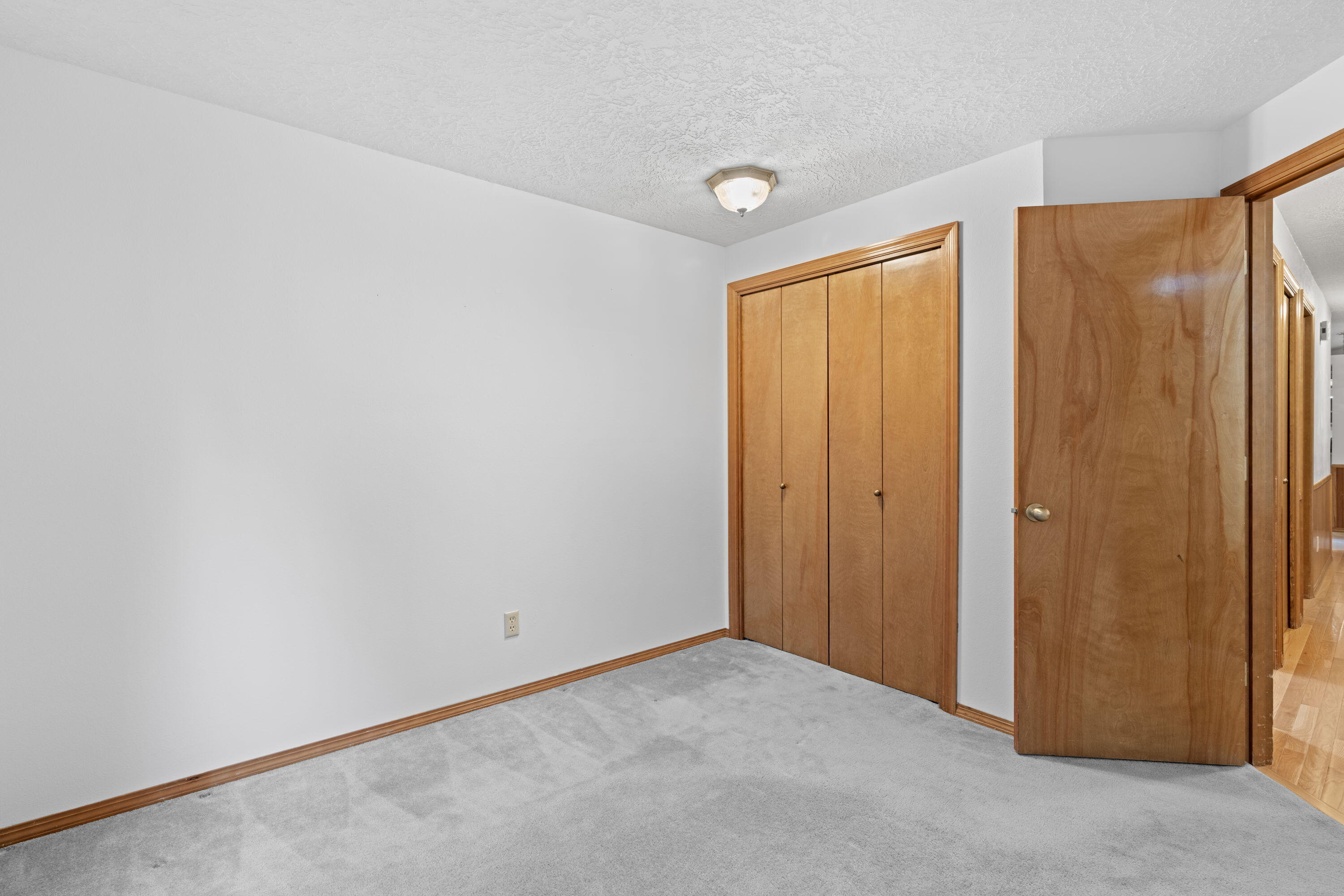 61263 King Jeroboam Avenue