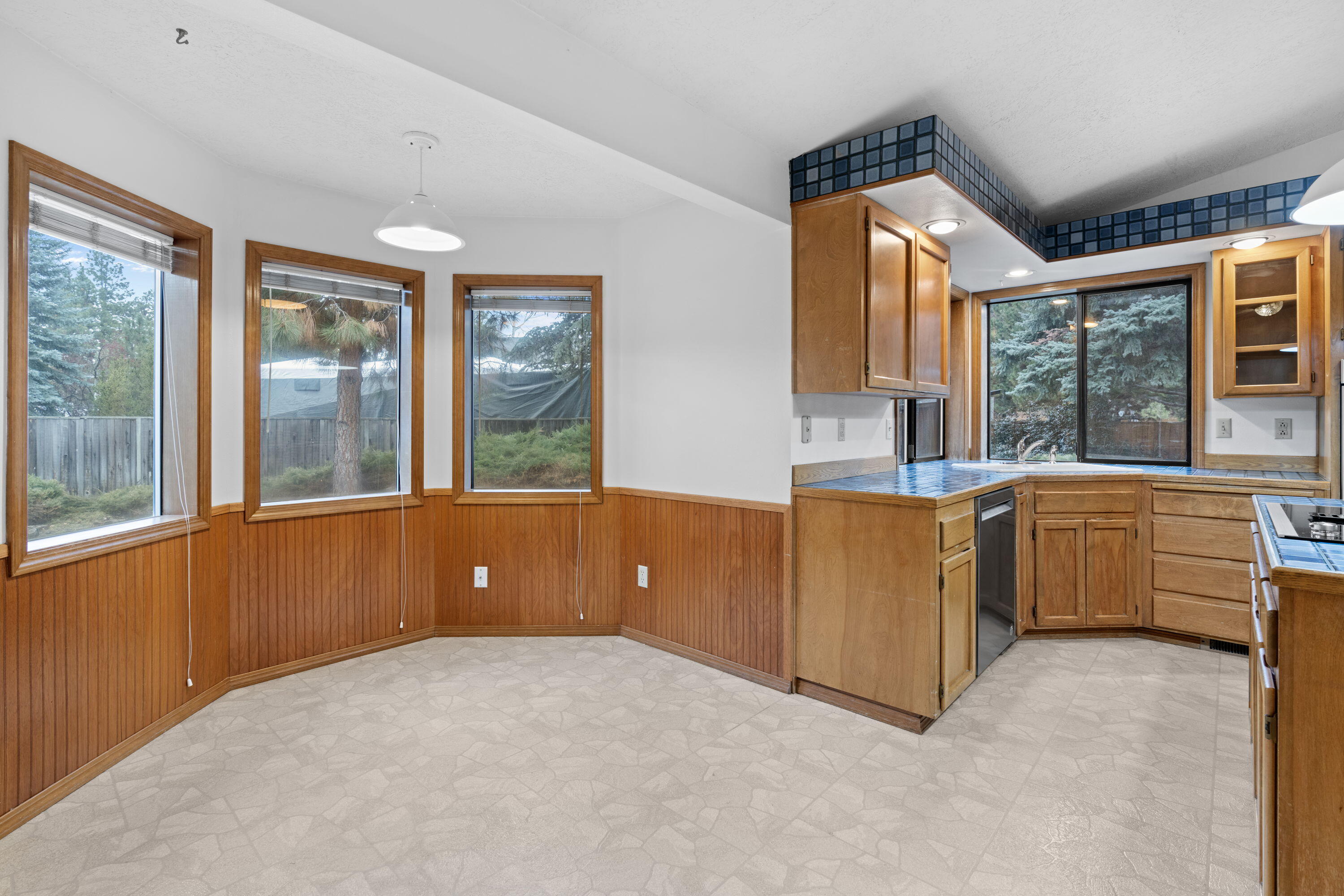 61263 King Jeroboam Avenue