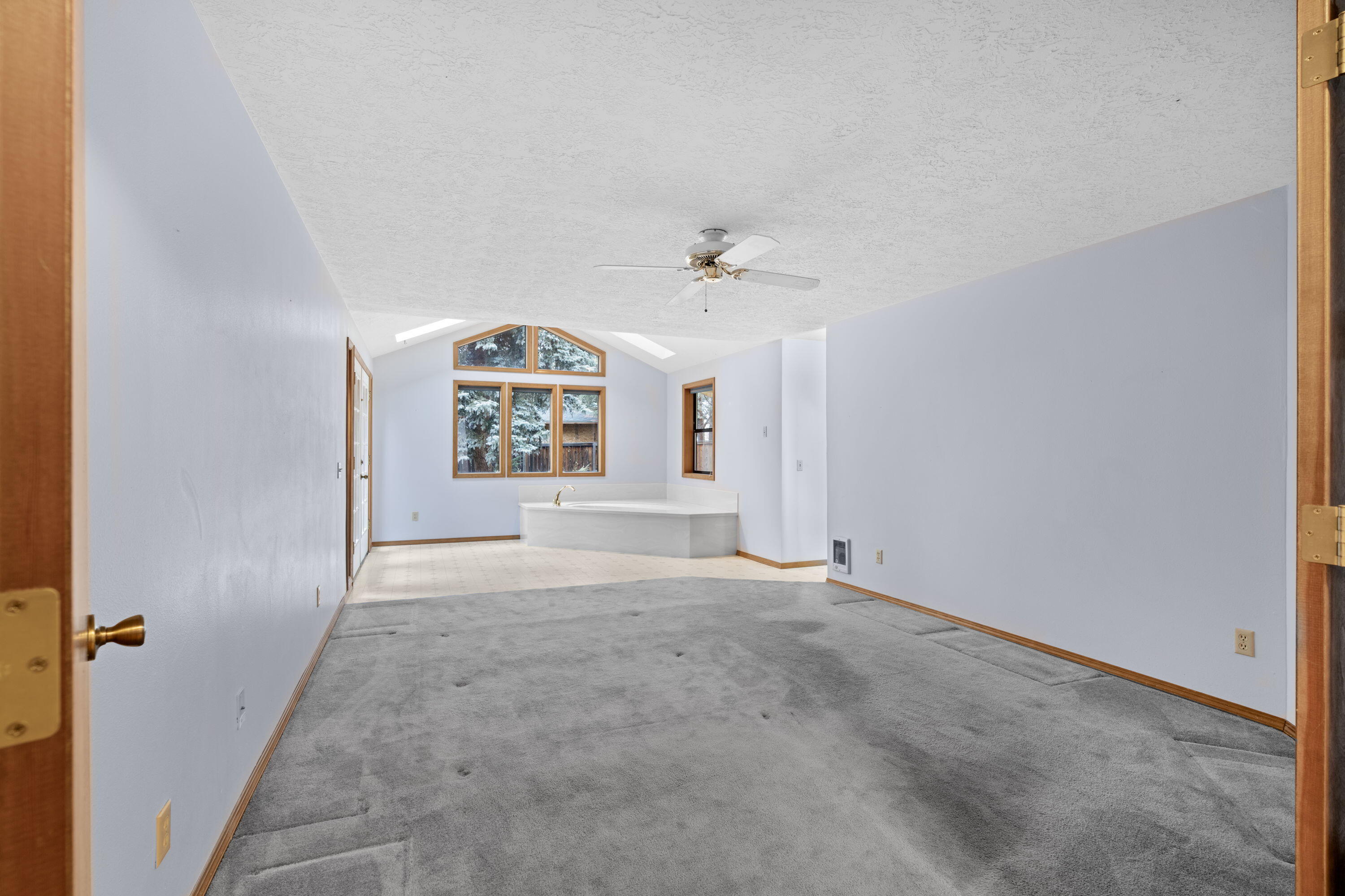 61263 King Jeroboam Avenue