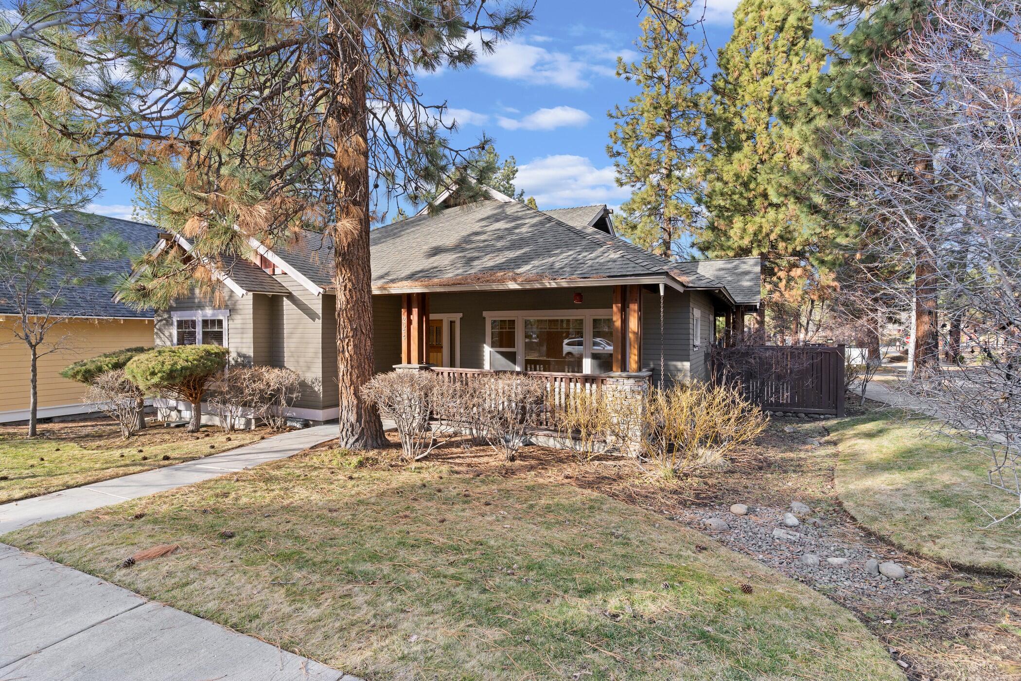 2544 NW Sacagawea Lane