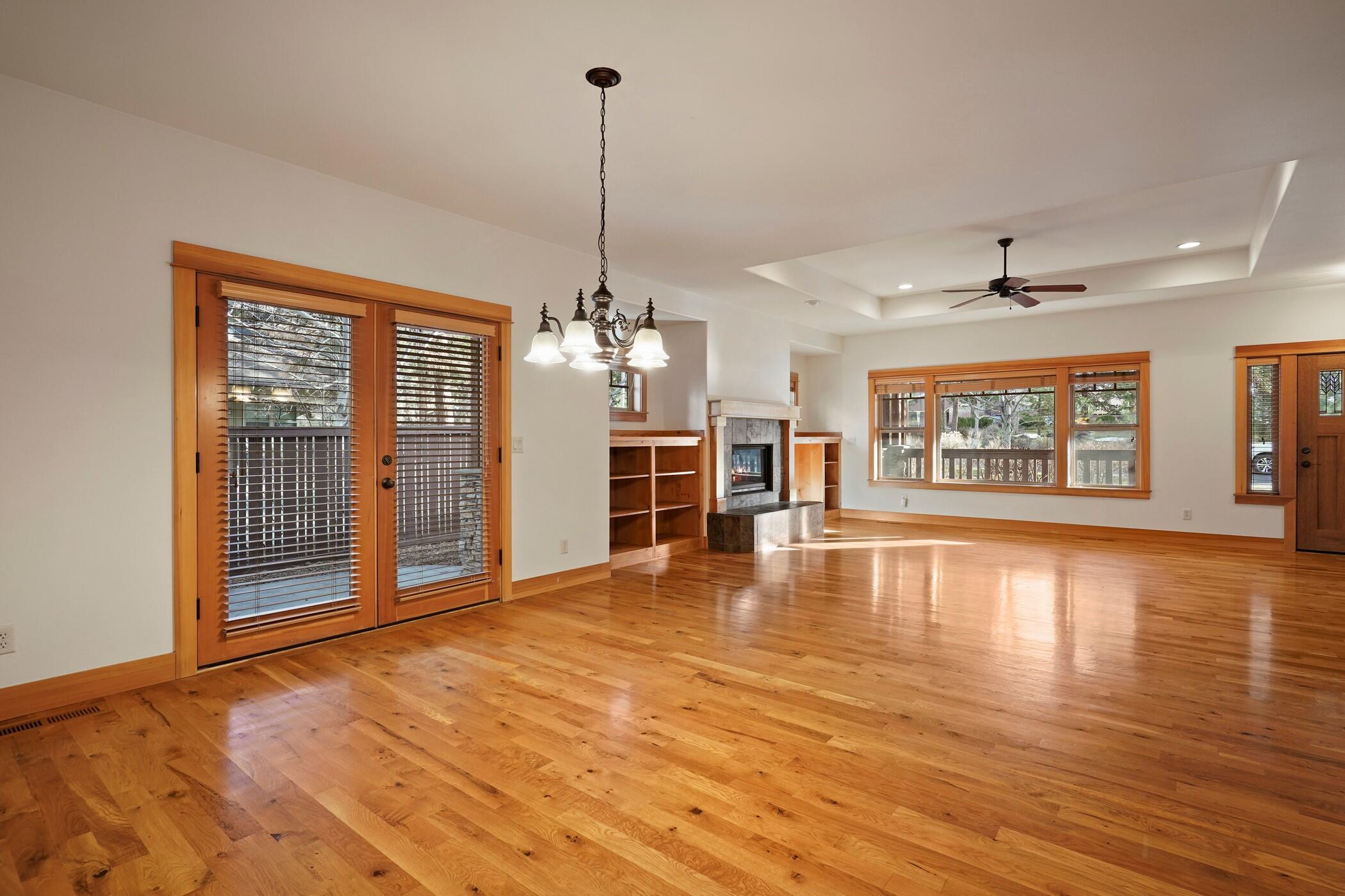 2544 NW Sacagawea Lane