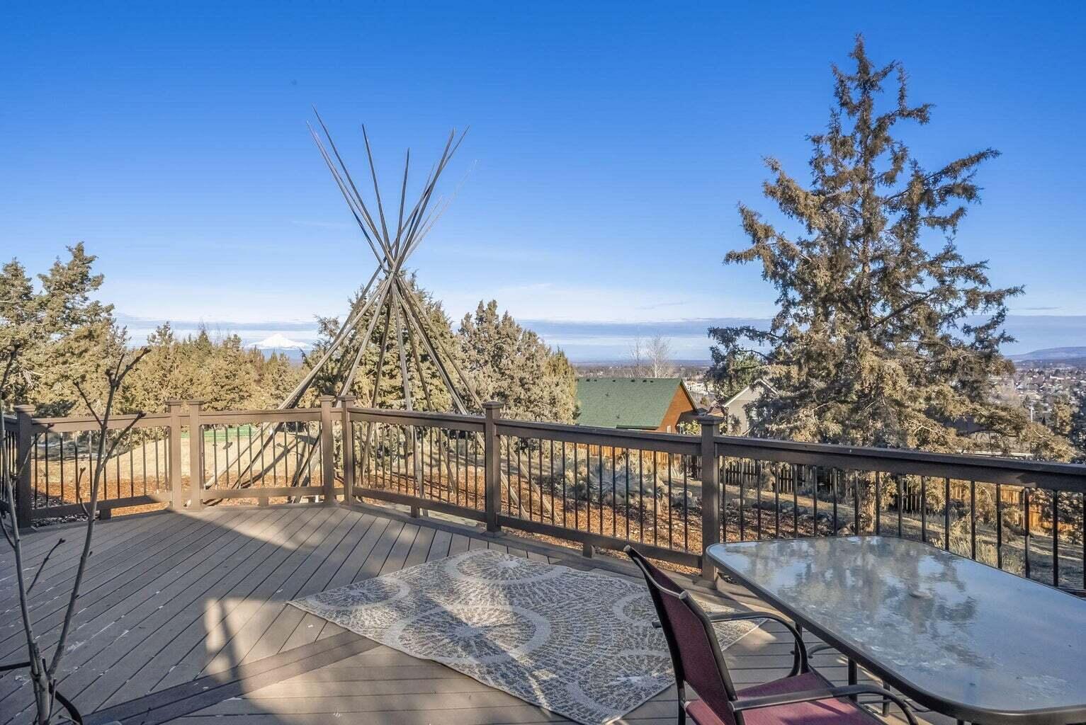 3525 SW Timber Avenue