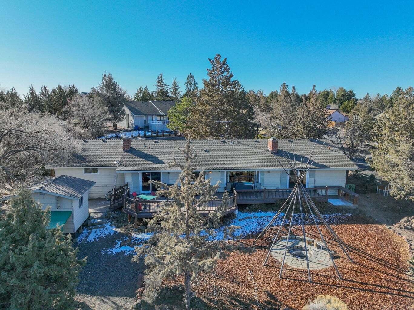 3525 SW Timber Avenue