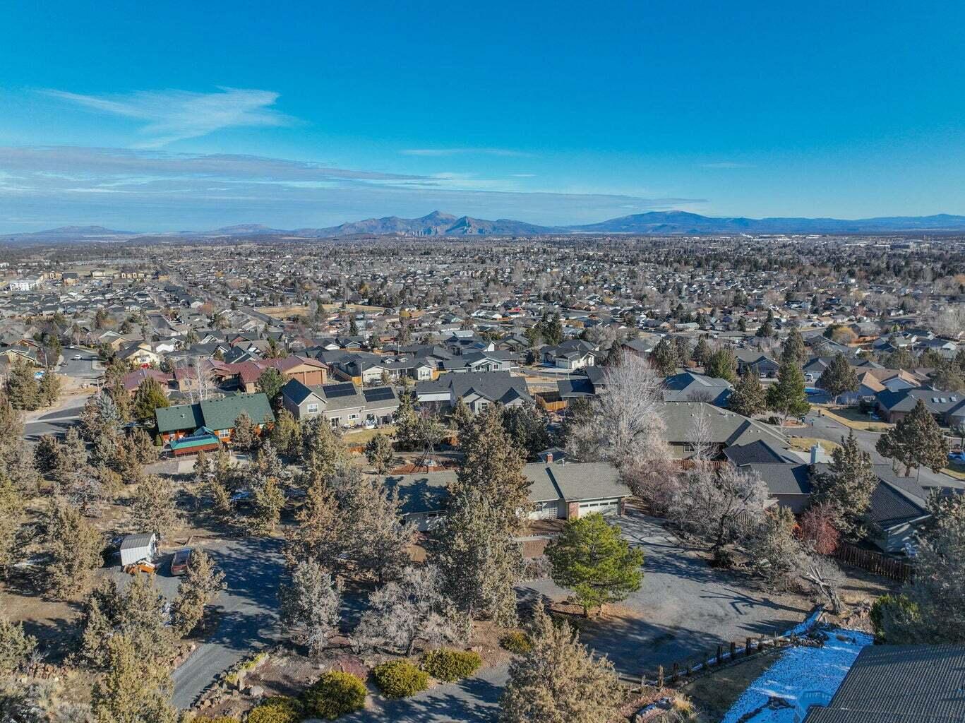 3525 SW Timber Avenue