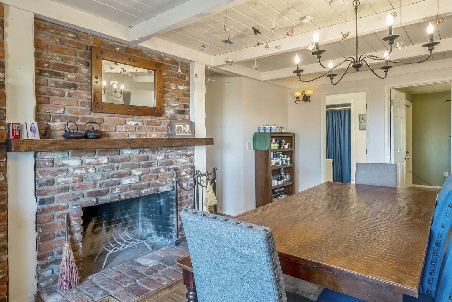 3525 SW Timber Avenue