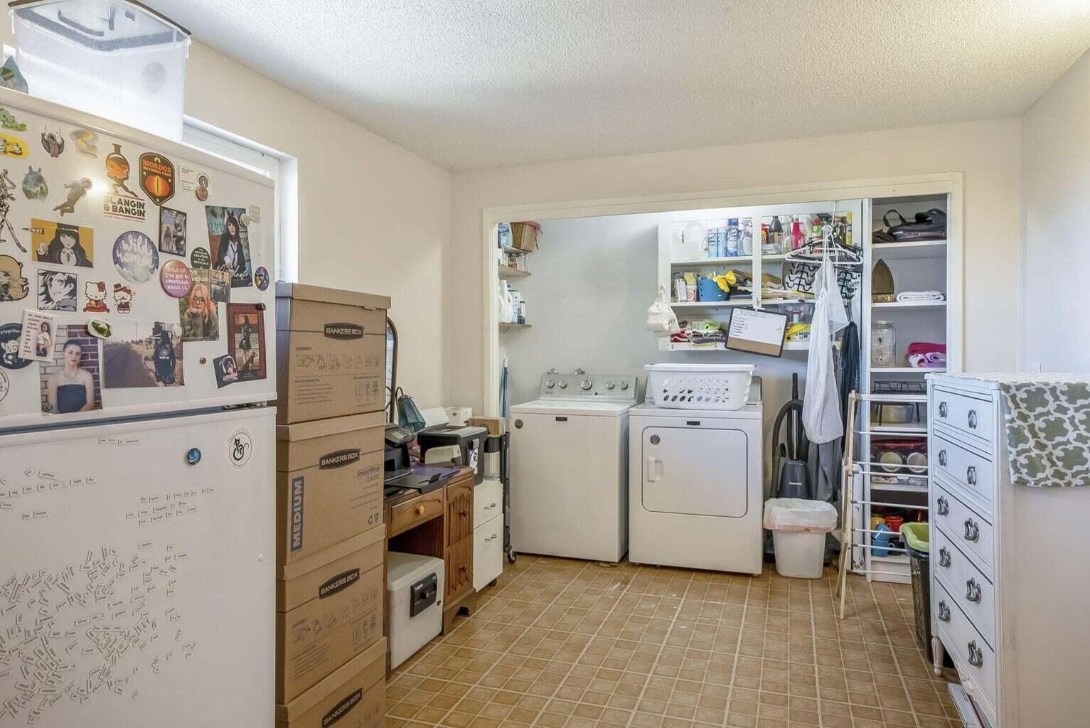 3525 SW Timber Avenue