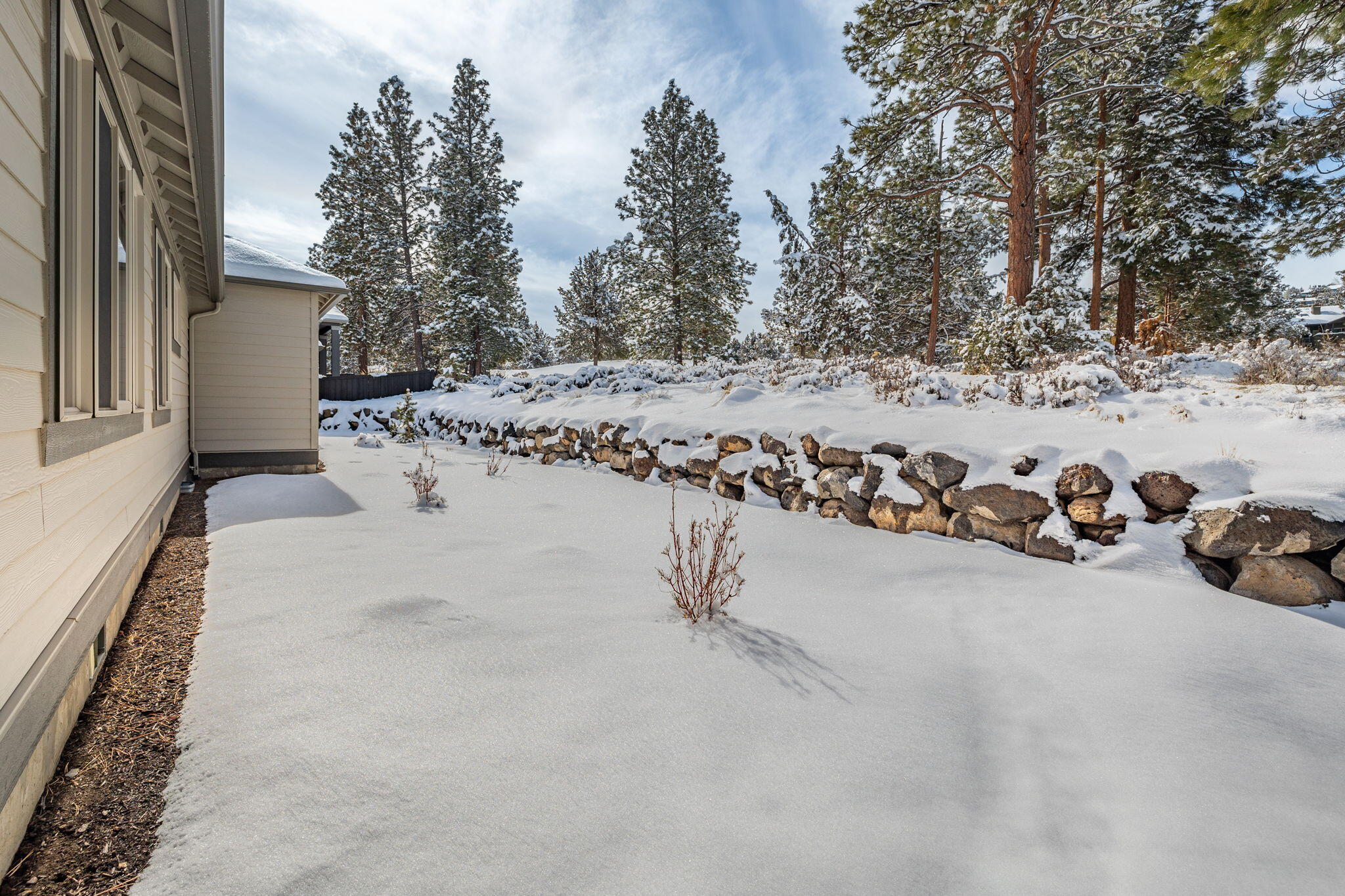 3115 NW Hidden Ridge Drive