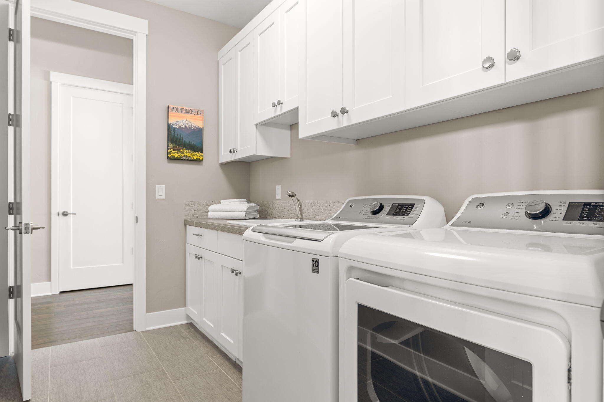 3115 NW Hidden Ridge Drive