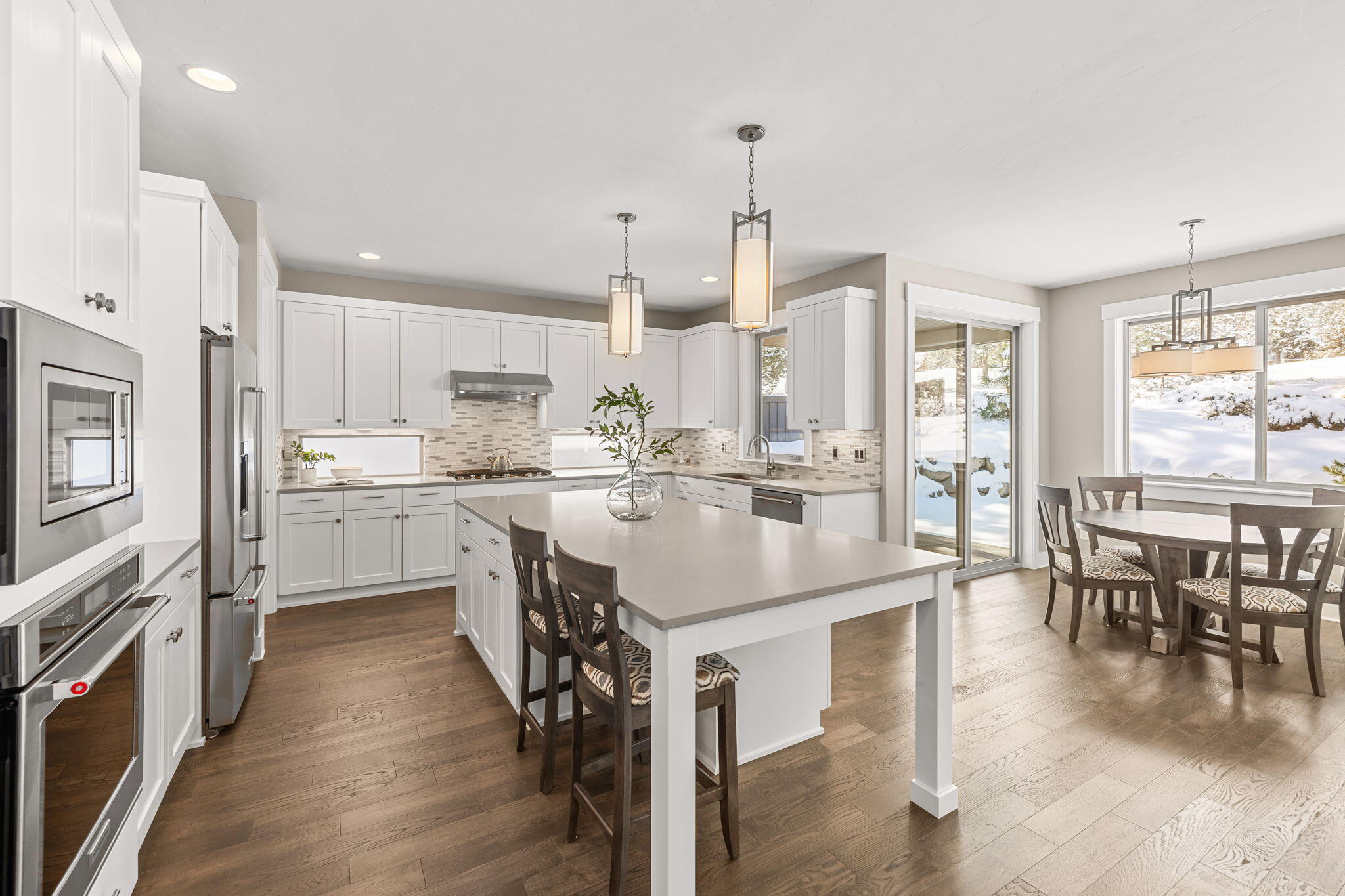 3115 NW Hidden Ridge Drive