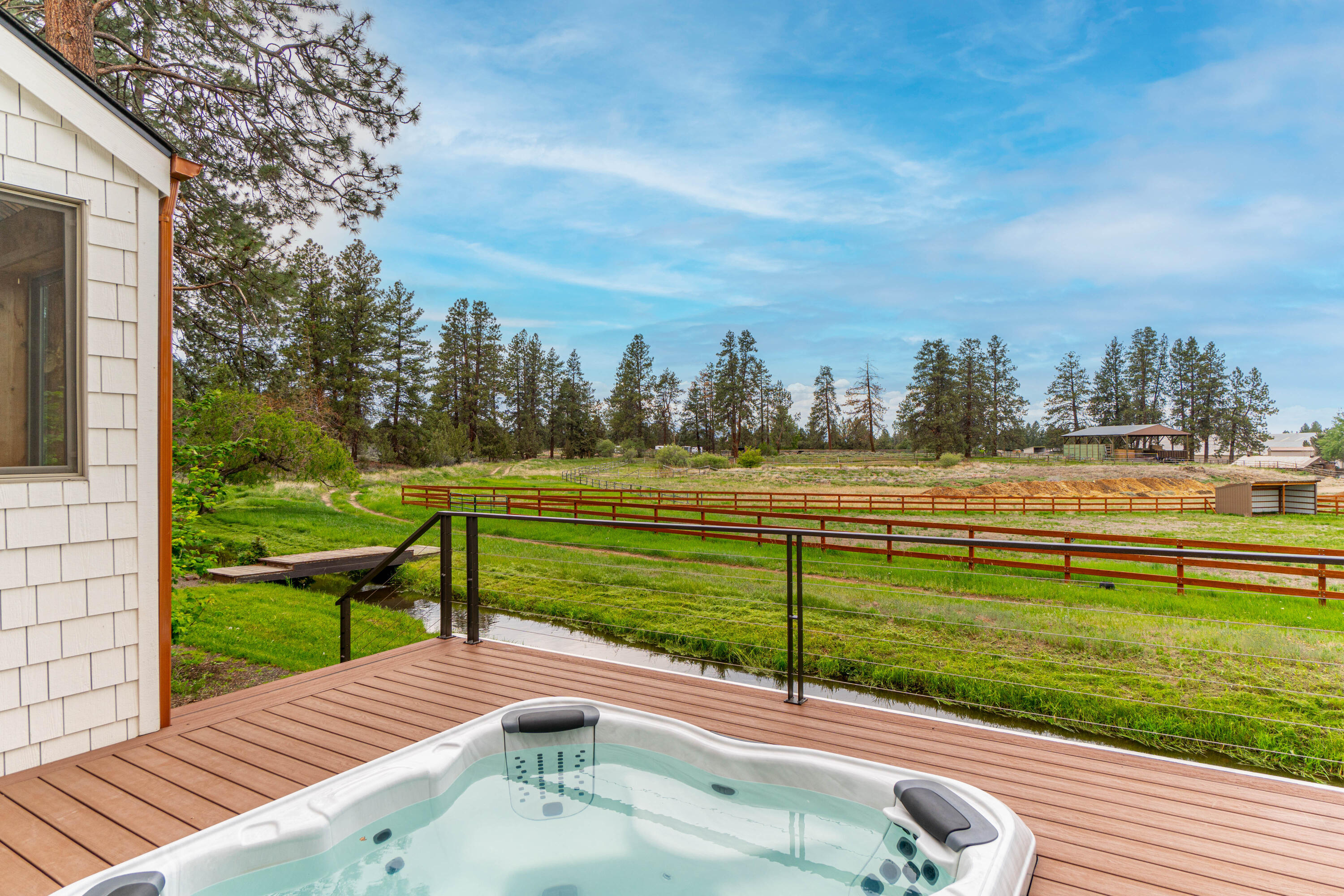 60359 Arnold Market Road