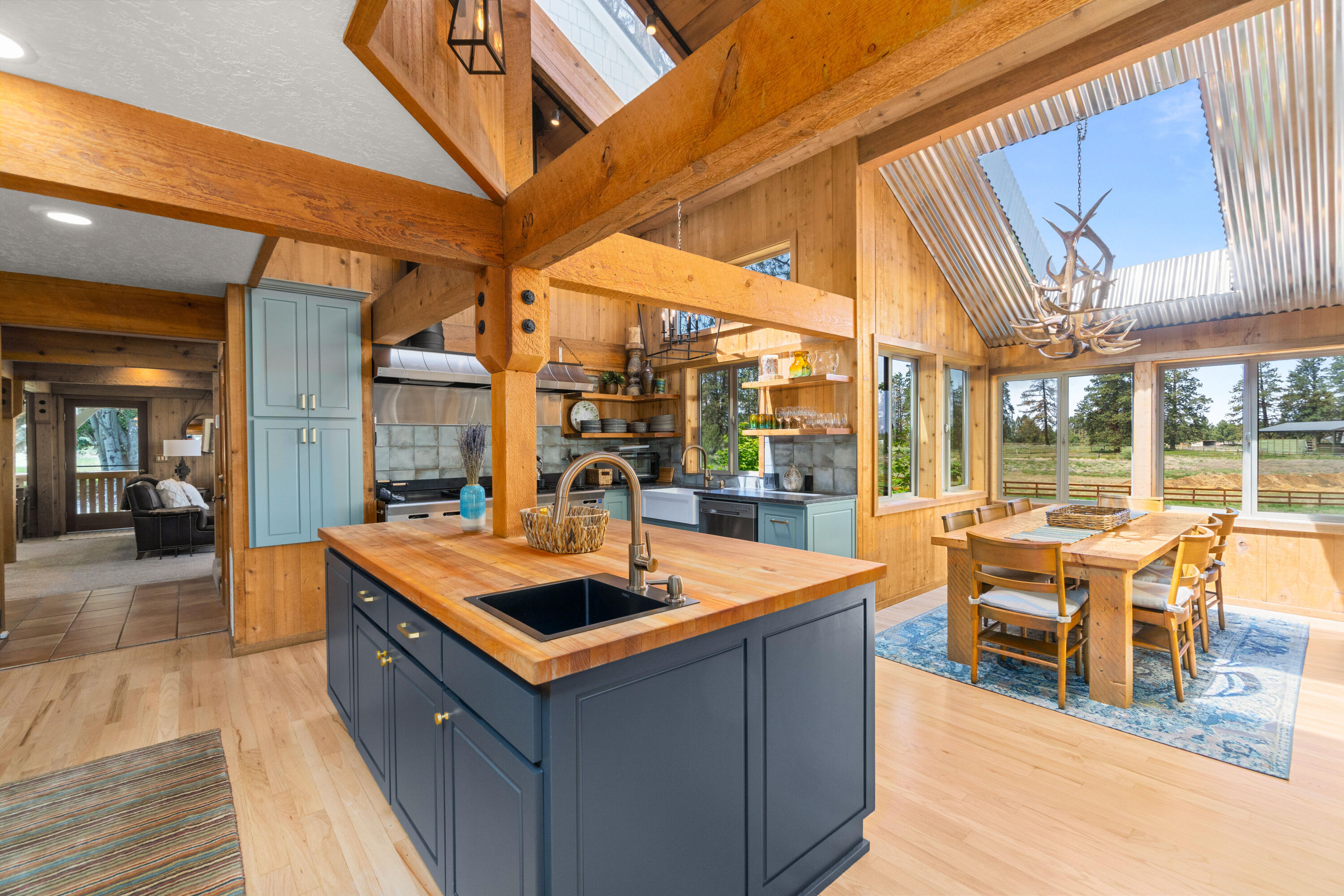 60359 Arnold Market Road