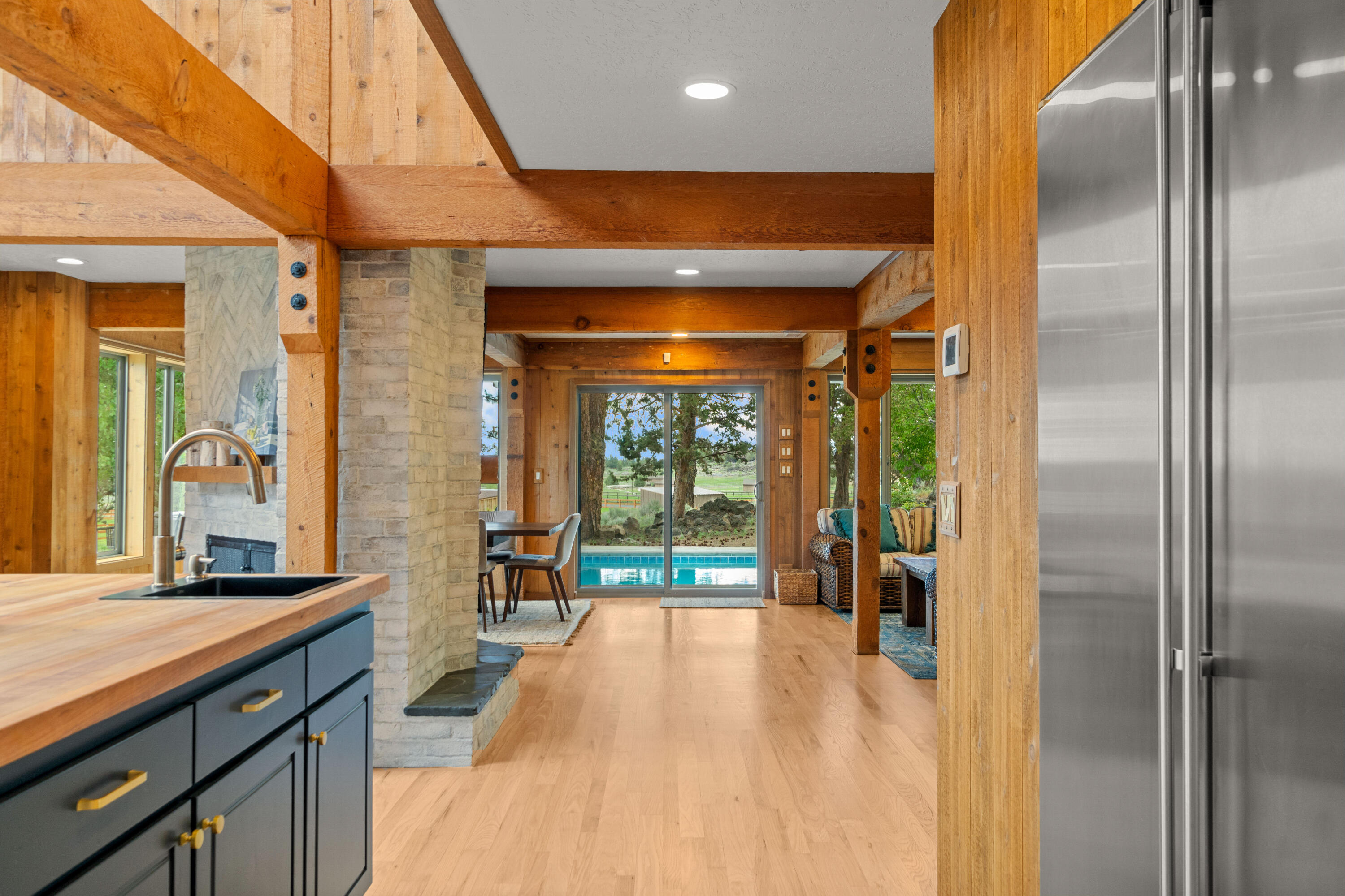 60359 Arnold Market Road