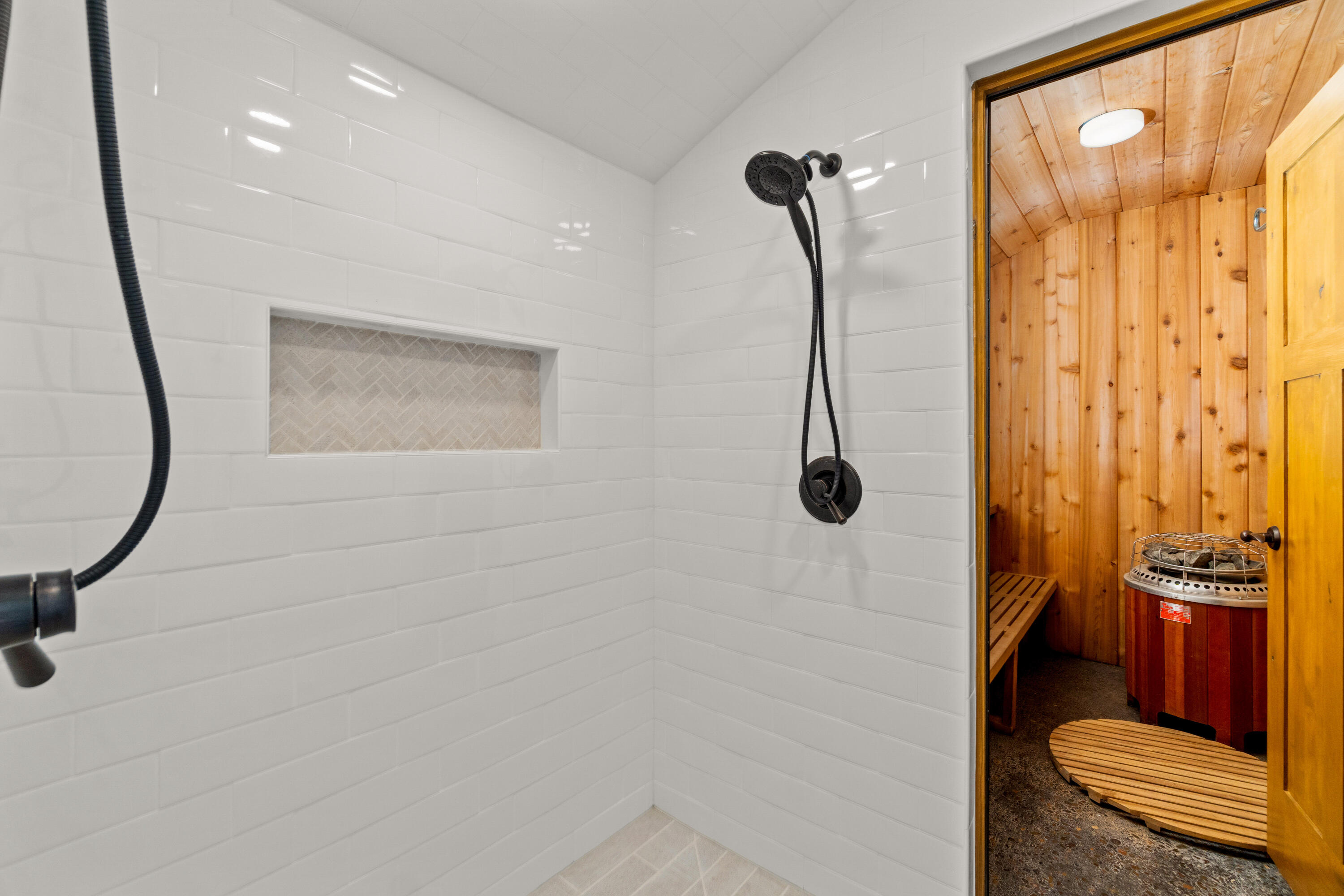 60359 Arnold Market Road