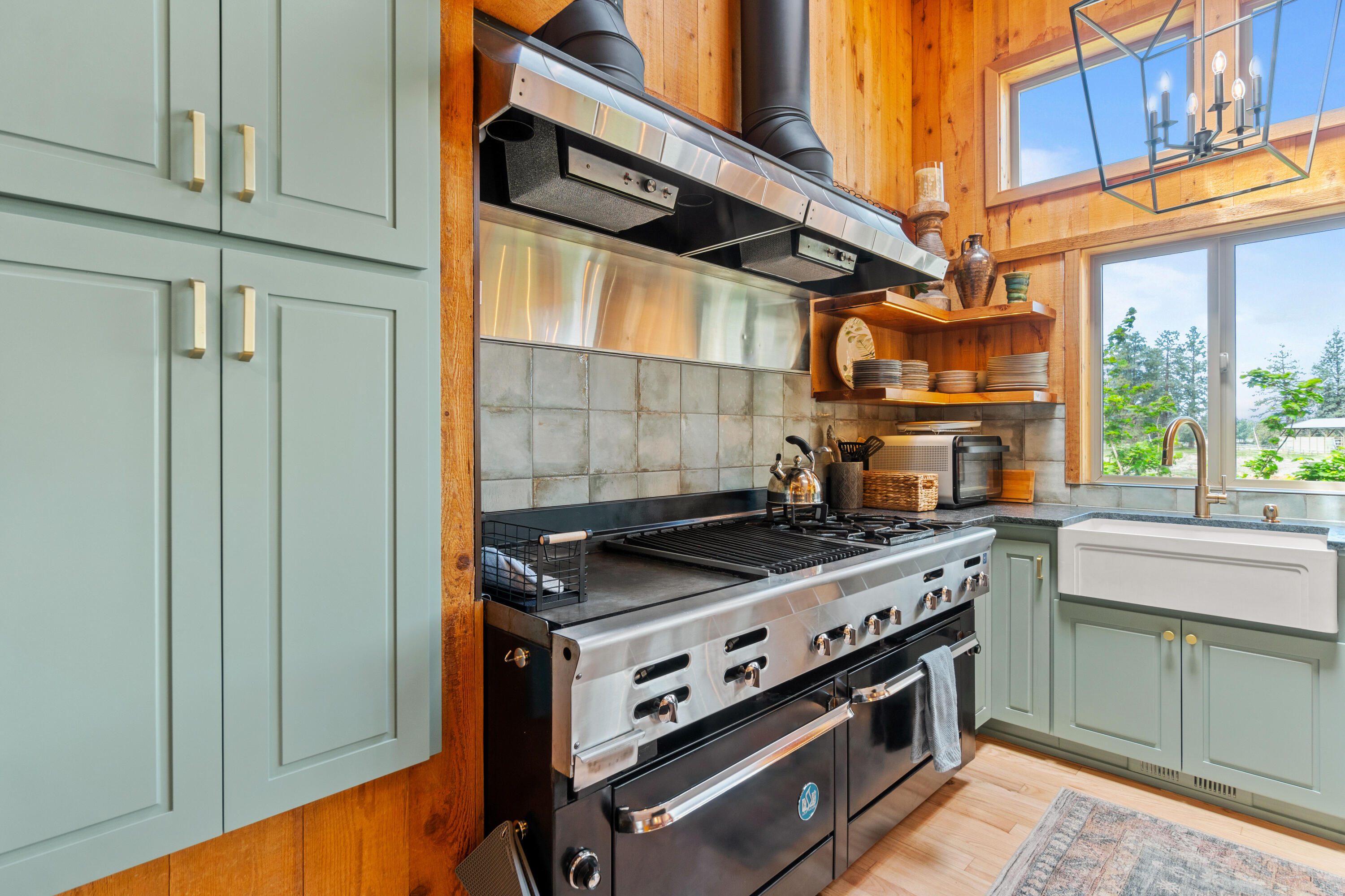 60359 Arnold Market Road