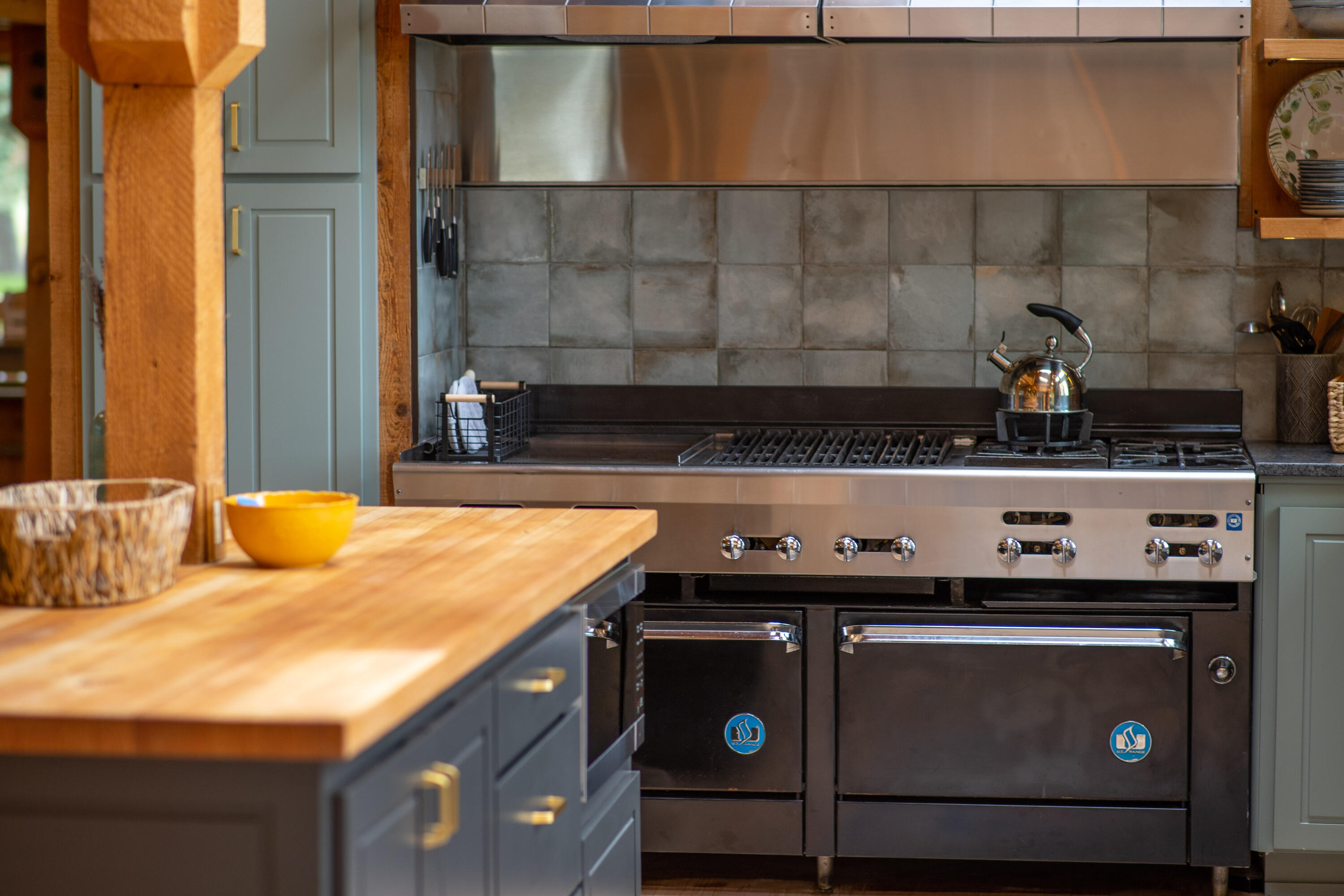 60359 Arnold Market Road