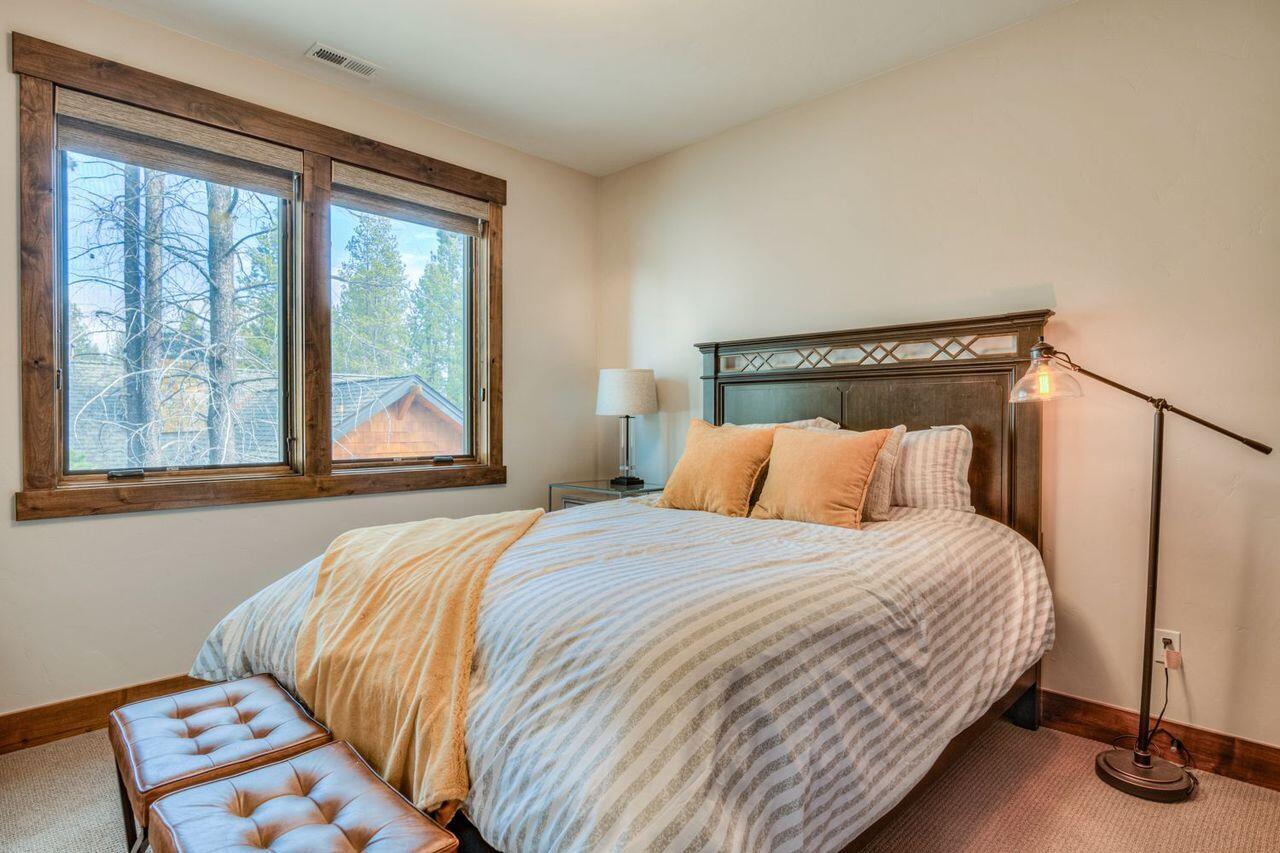 56647 Dancing Rock Loop