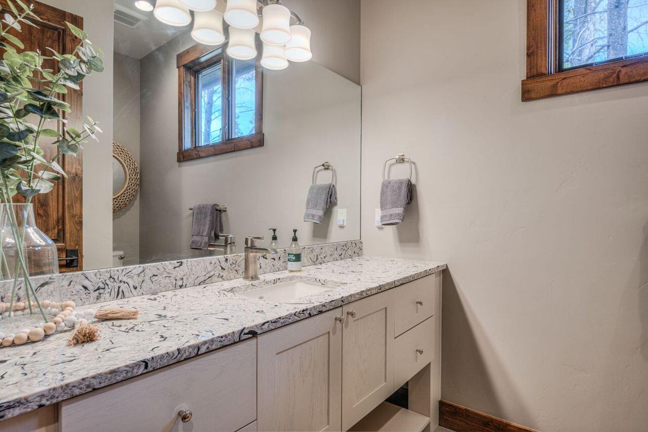 56647 Dancing Rock Loop