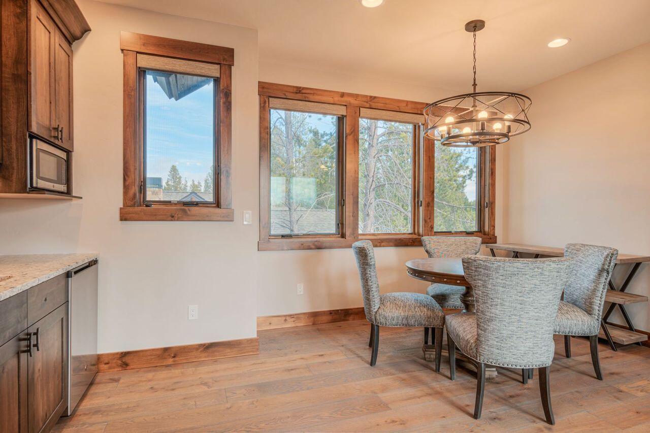 56647 Dancing Rock Loop