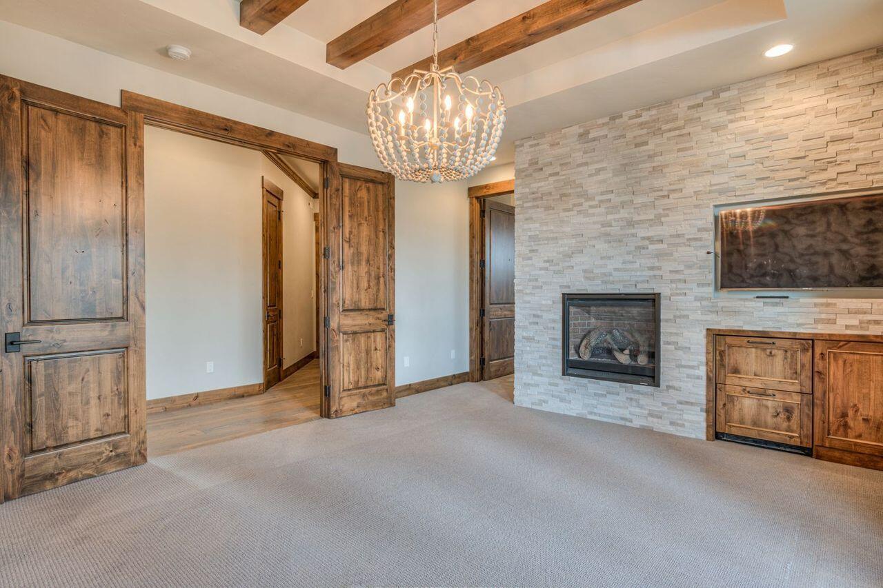 56647 Dancing Rock Loop