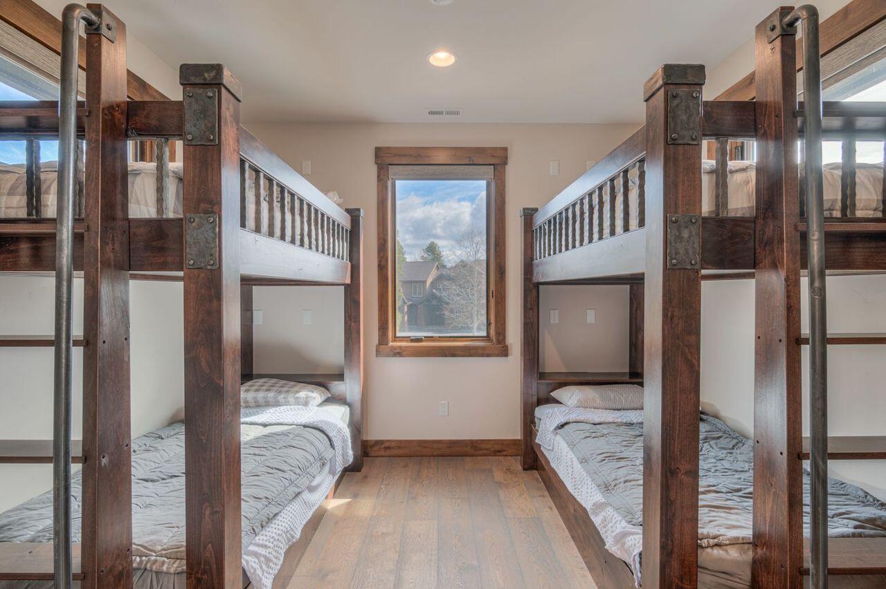 56647 Dancing Rock Loop