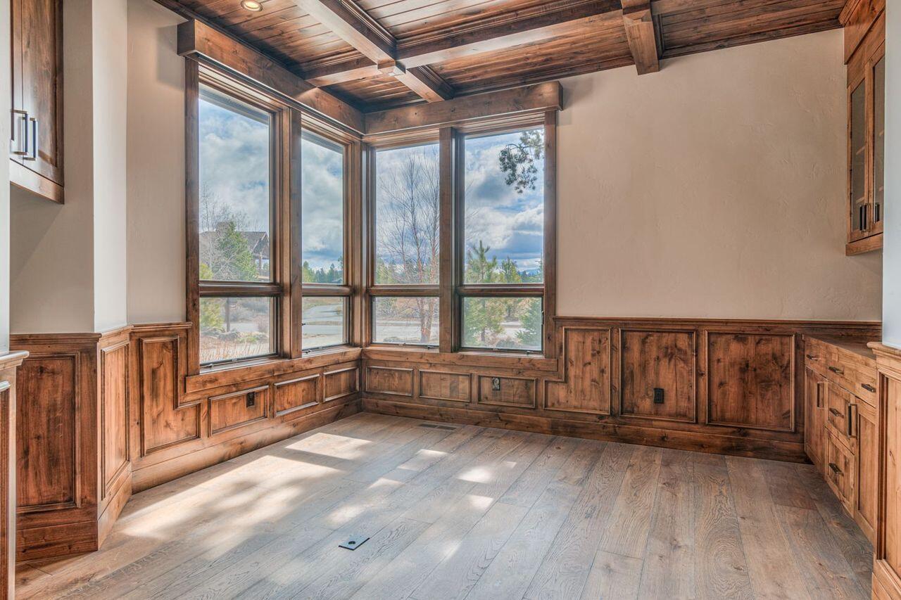 56647 Dancing Rock Loop