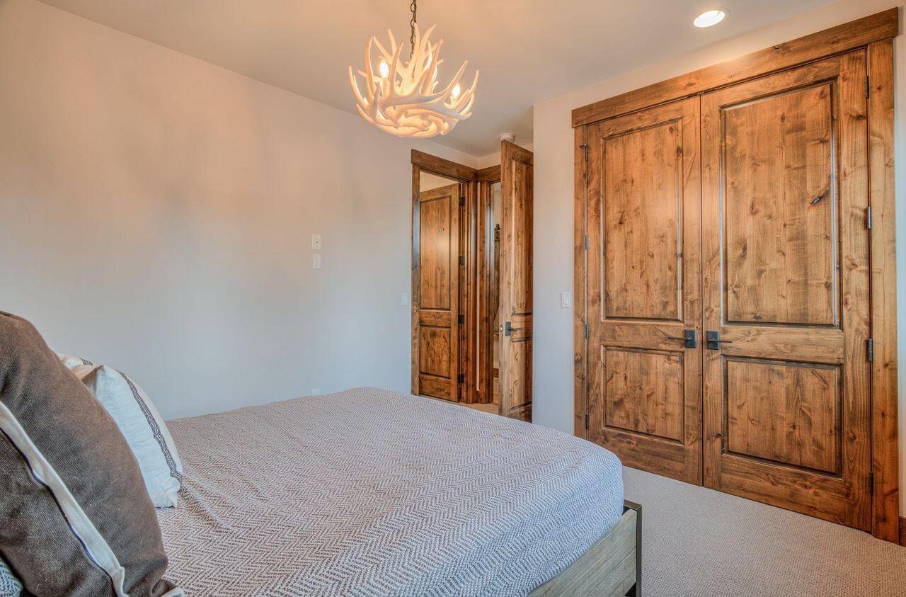 56647 Dancing Rock Loop