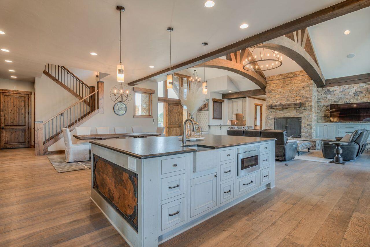 56647 Dancing Rock Loop