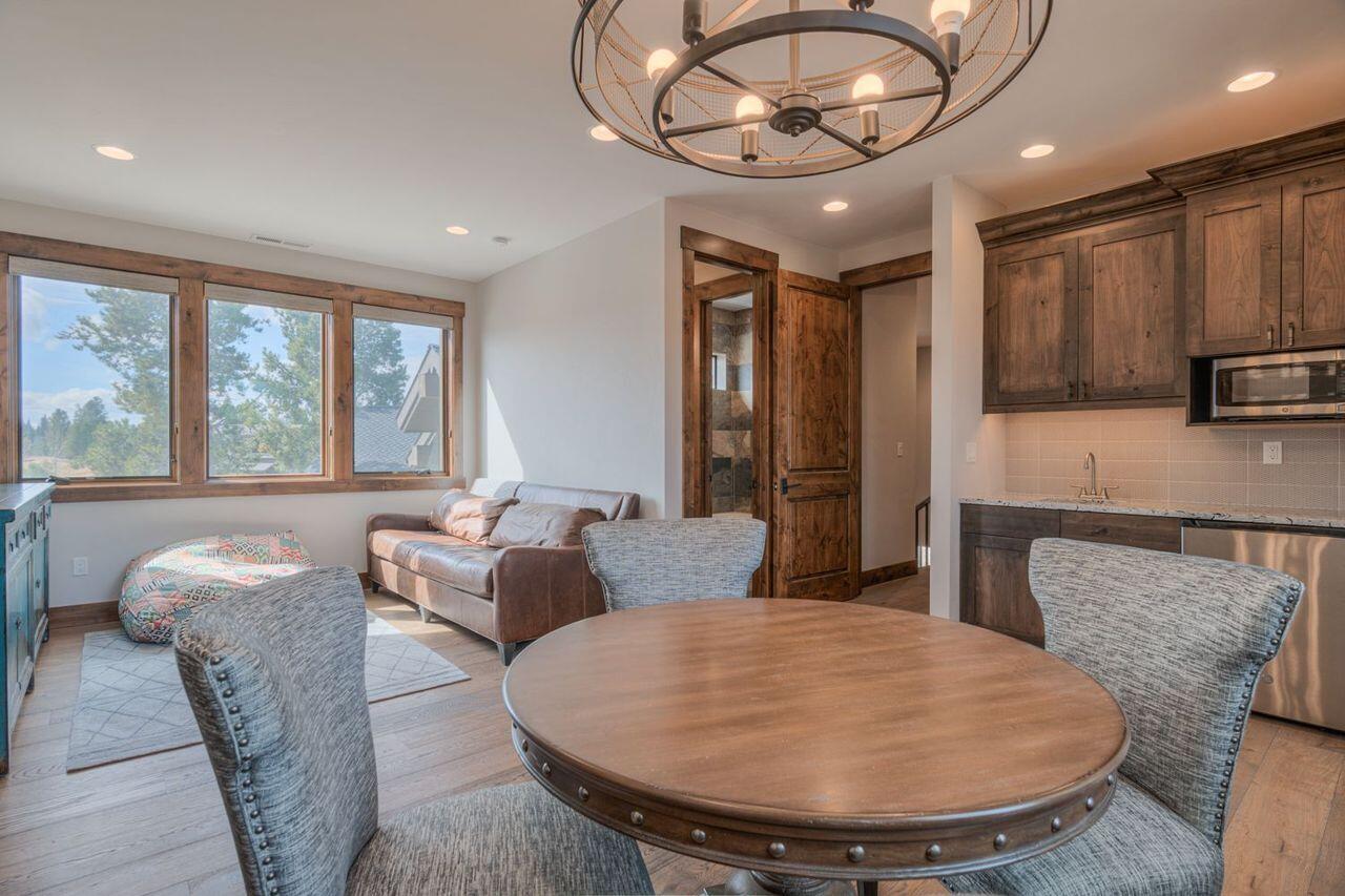 56647 Dancing Rock Loop