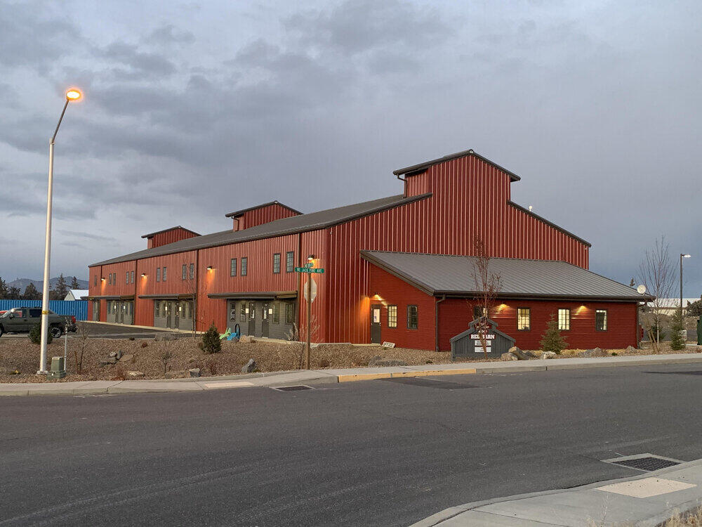 1239 NE Jackpine Avenue