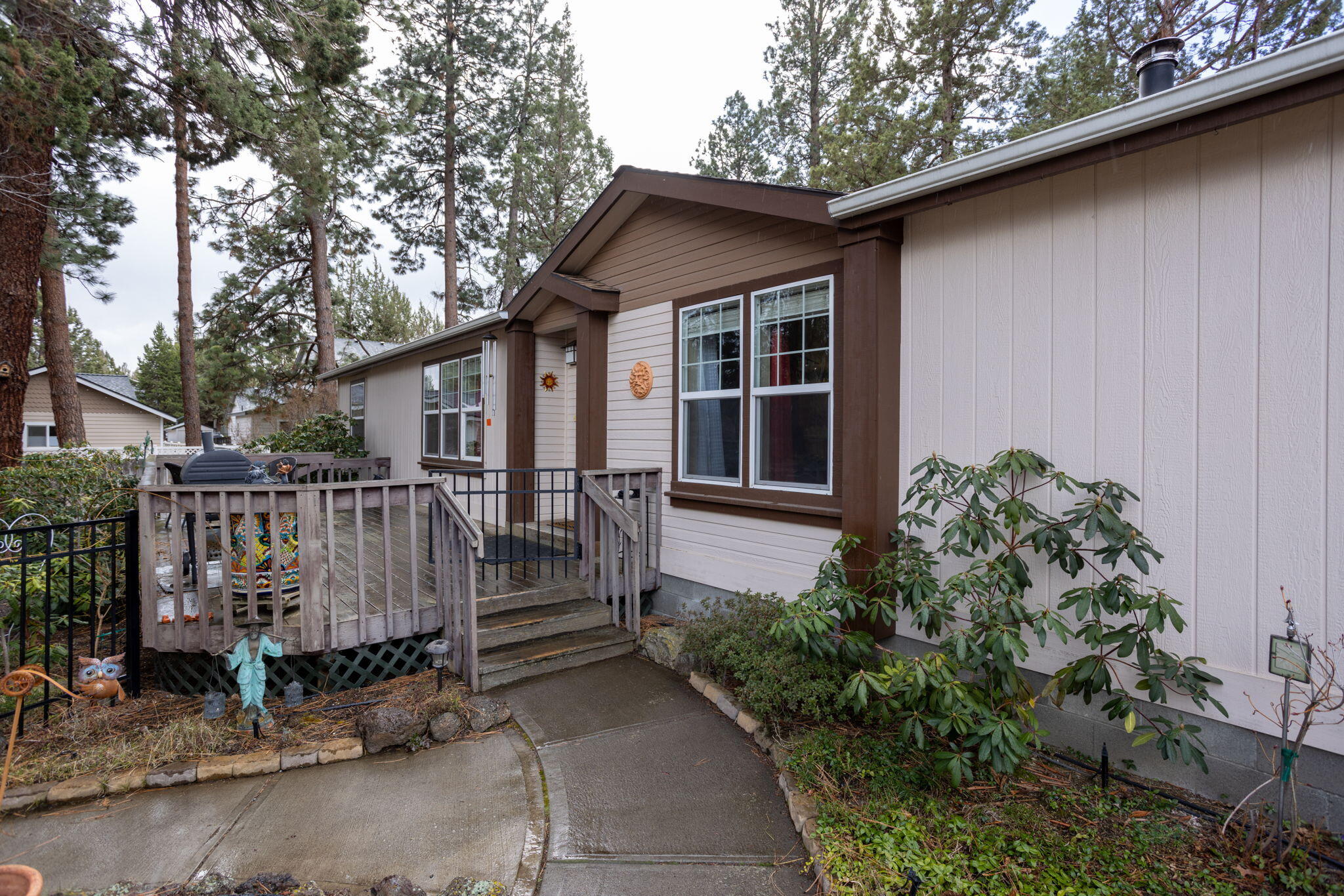 1076 SE Valleywood Place