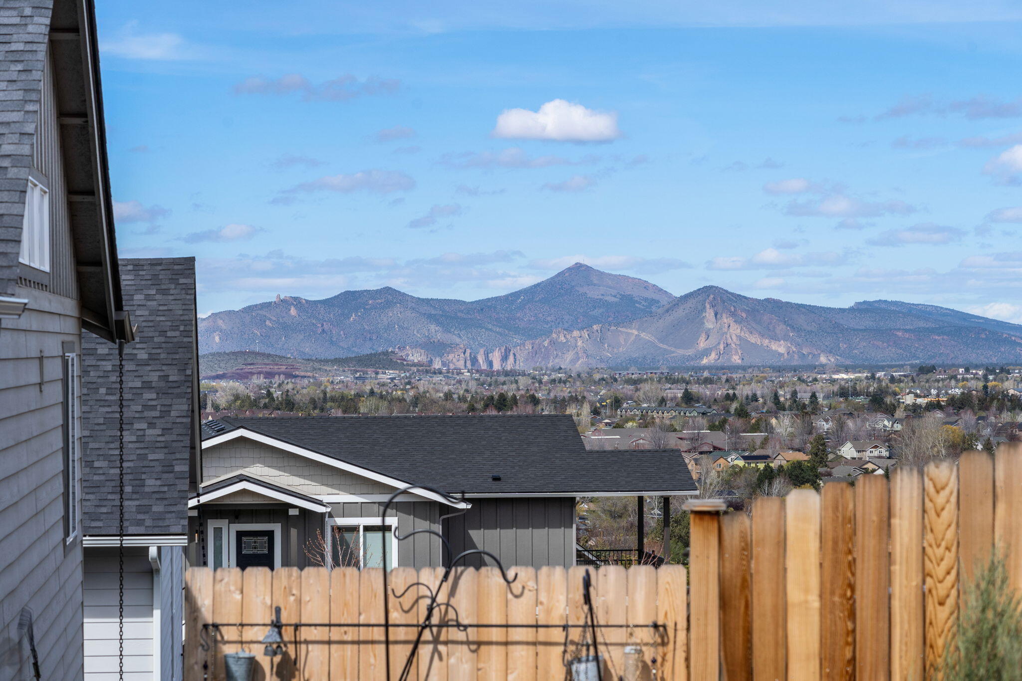 3535 SW Grandview Court