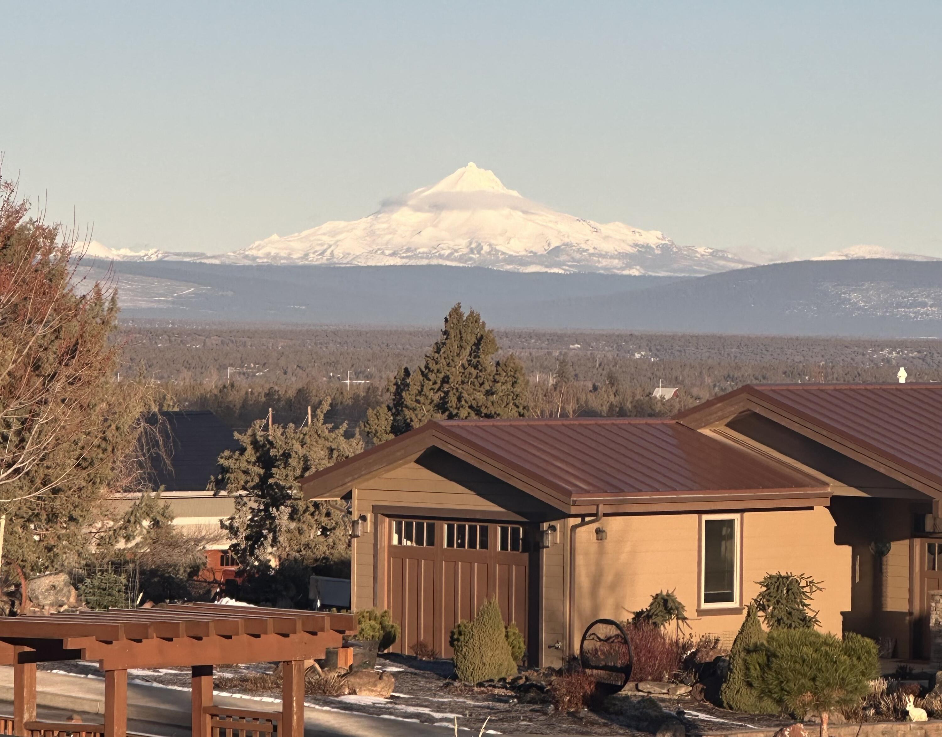 3535 SW Grandview Court