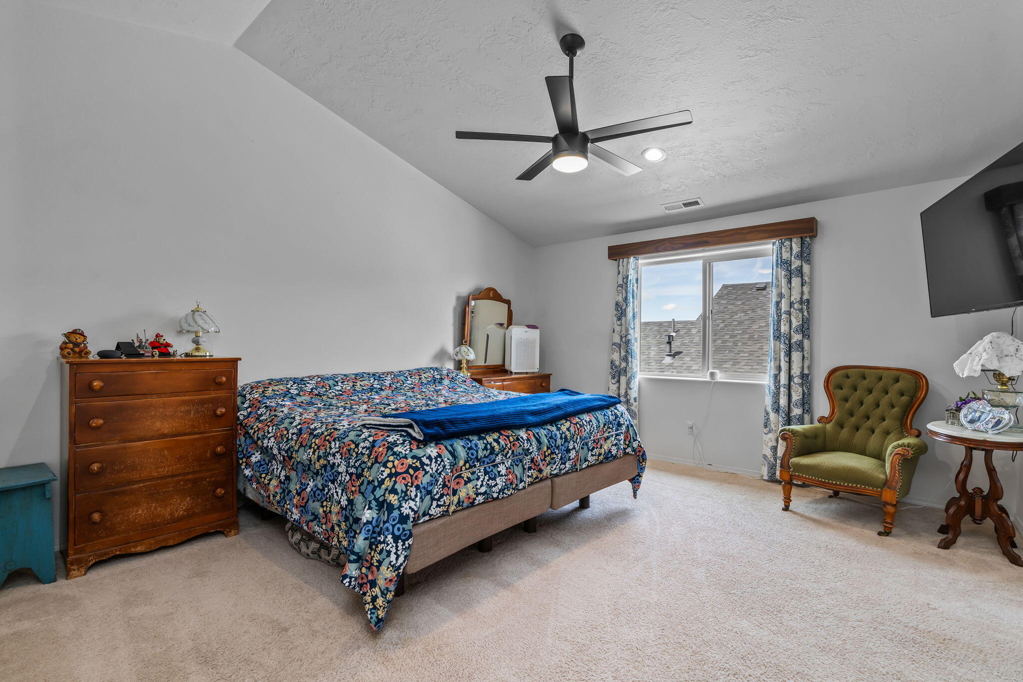 3535 SW Grandview Court