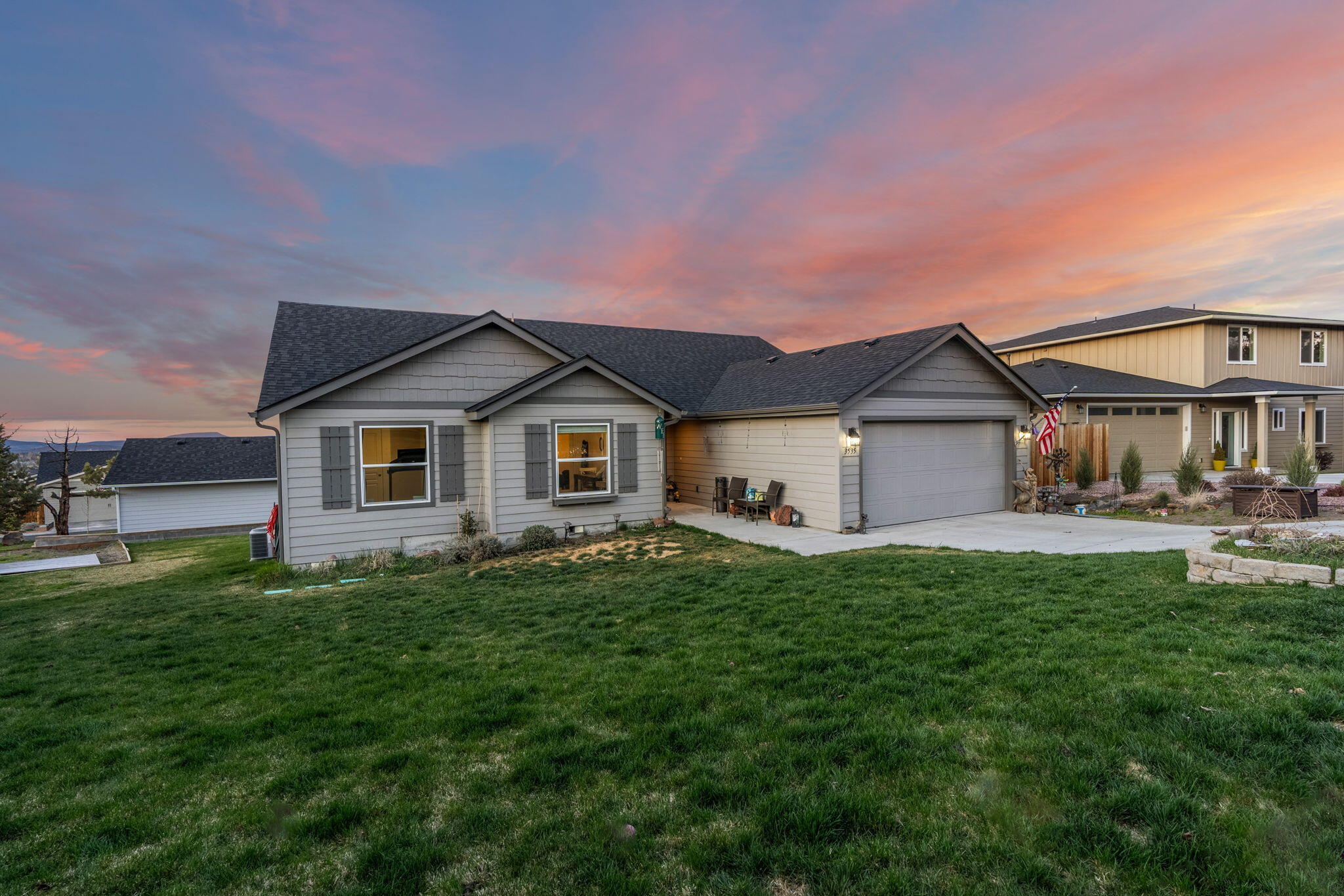 3535 SW Grandview Court