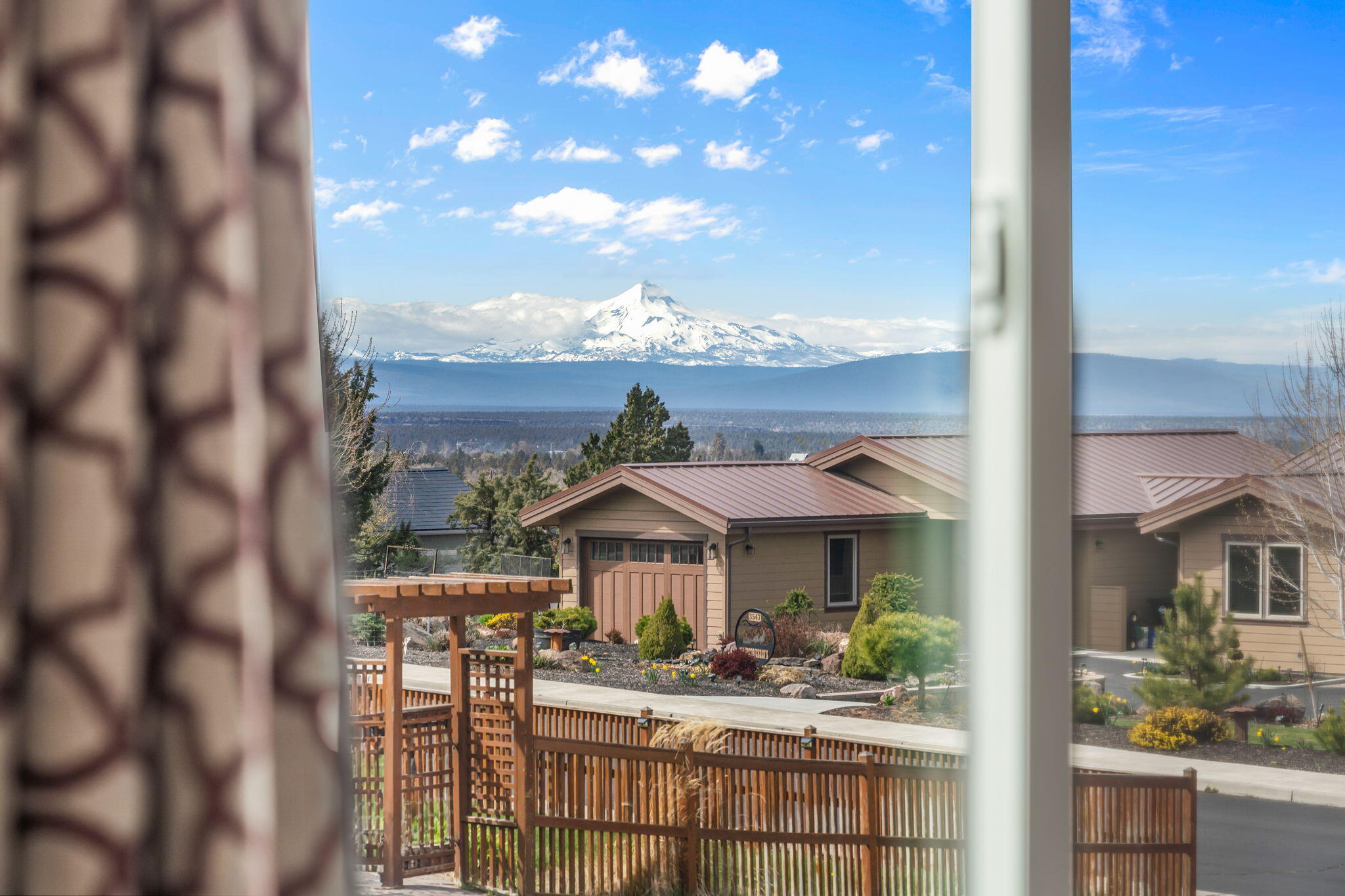 3535 SW Grandview Court