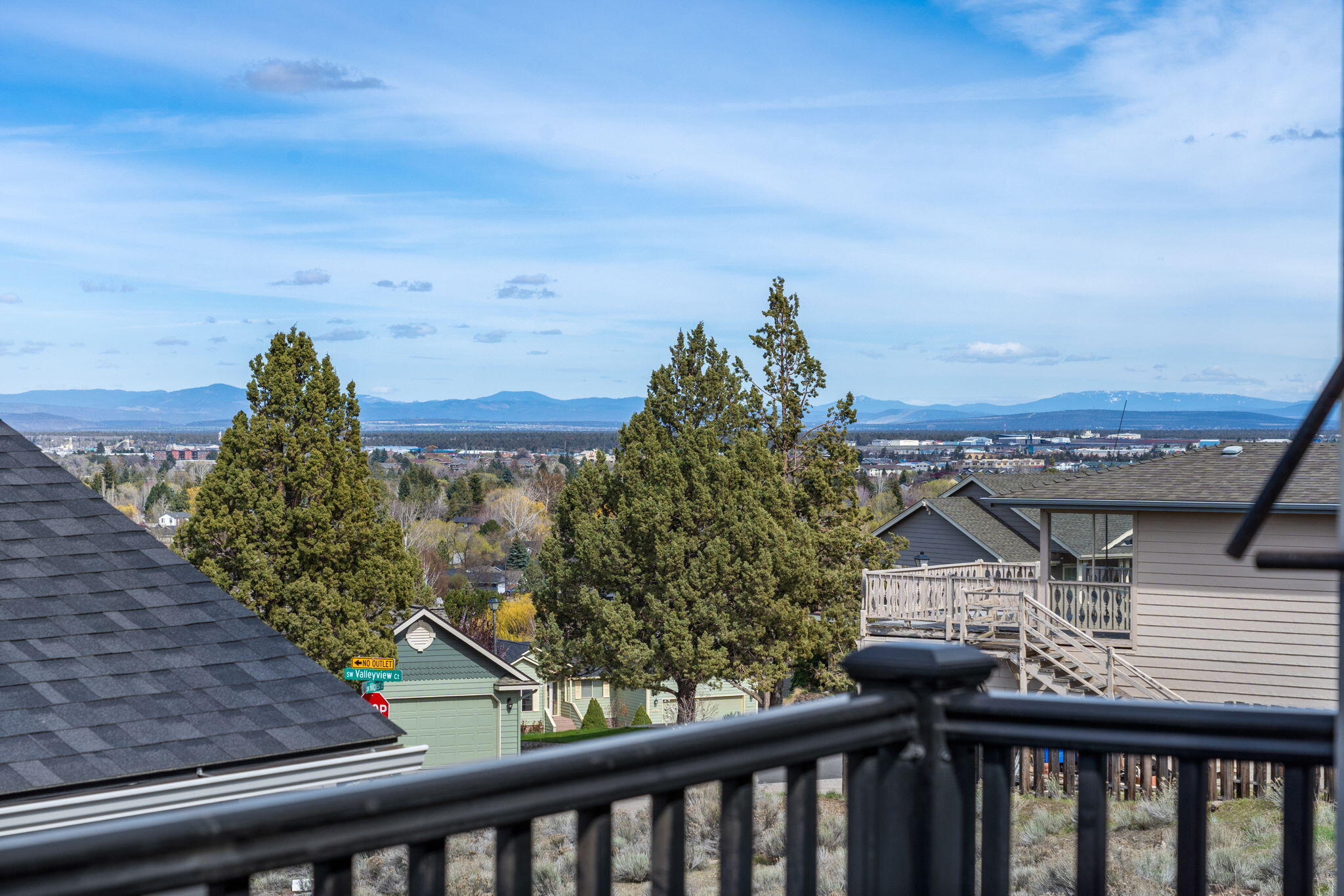 3535 SW Grandview Court